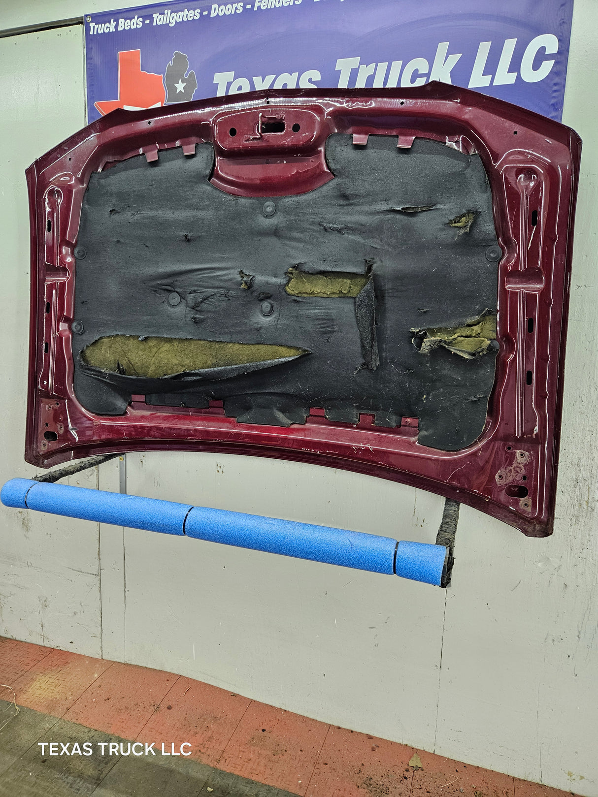 2003-2006 Chevrolet Silverado 1500 2500 'Cateye' Hood