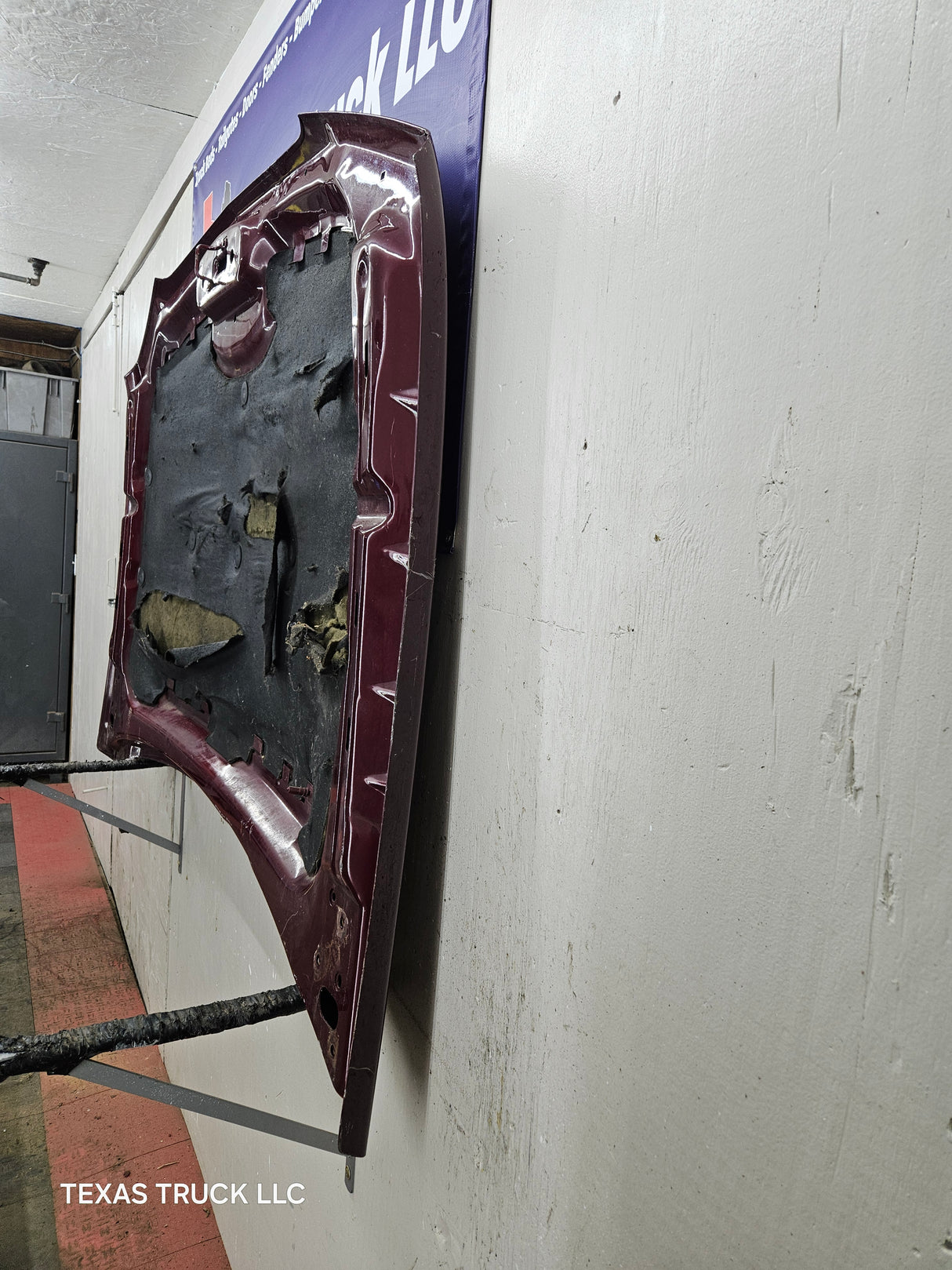 2003-2006 Chevrolet Silverado 1500 2500 'Cateye' Hood