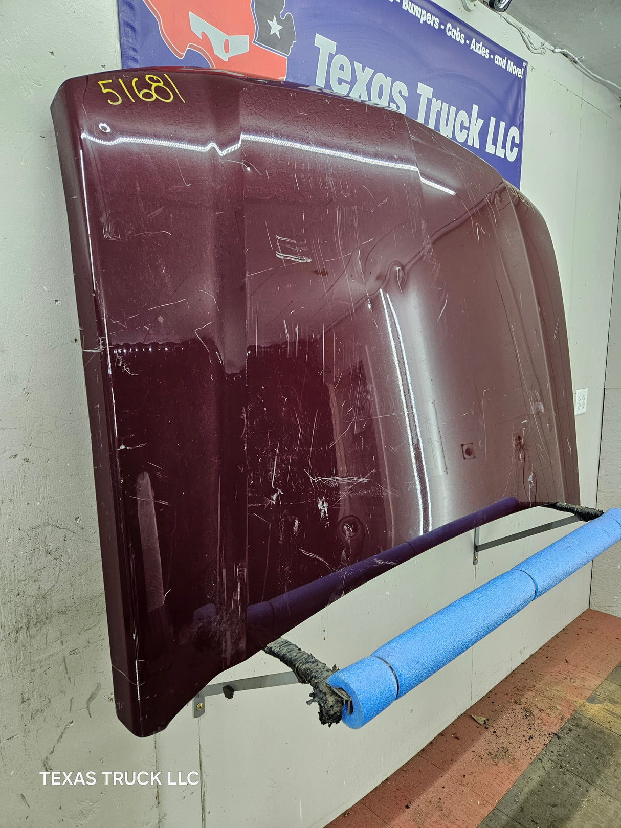 2003-2006 Chevrolet Silverado 1500 2500 'Cateye' Hood