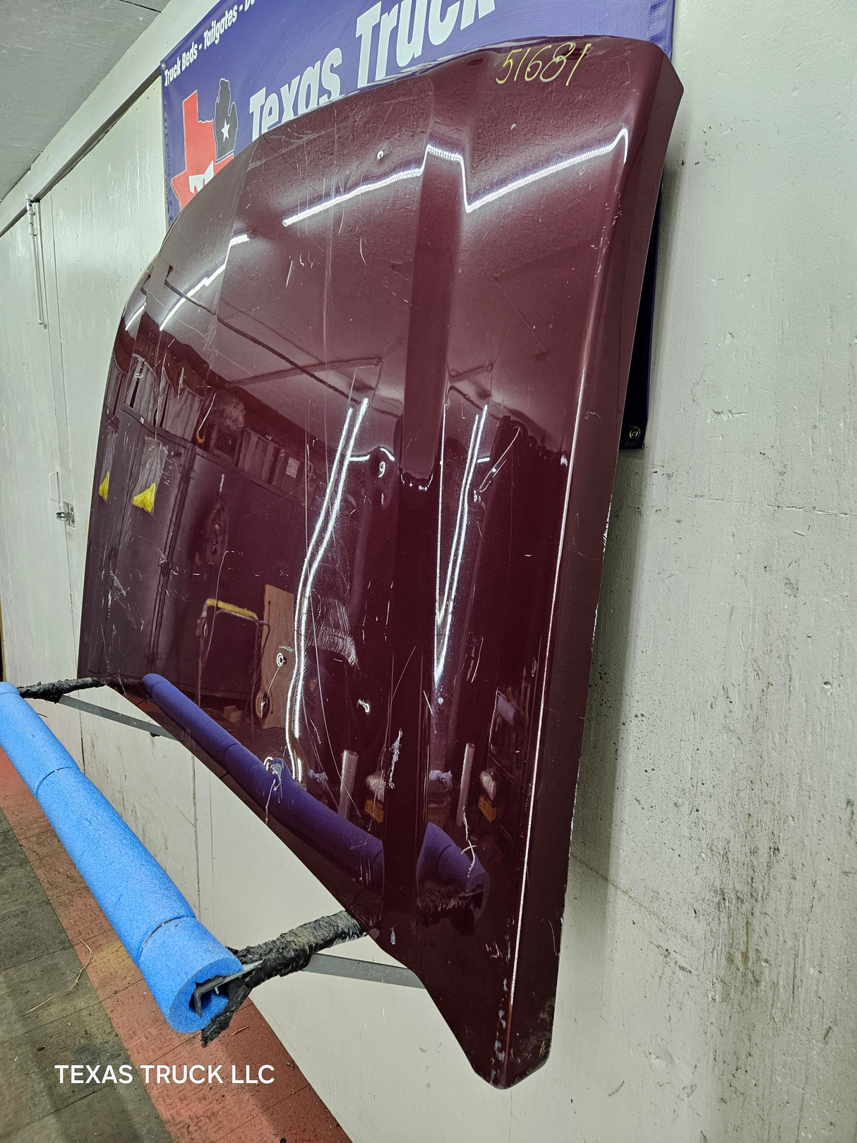 2003-2006 Chevrolet Silverado 1500 2500 'Cateye' Hood