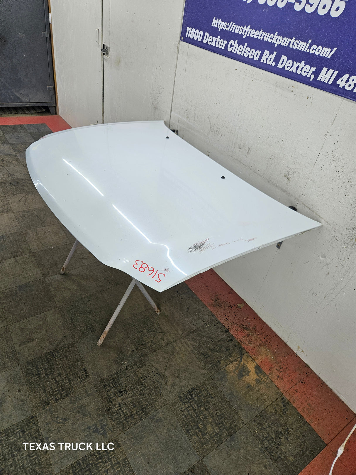 1997-2003 Ford F-150 Hood