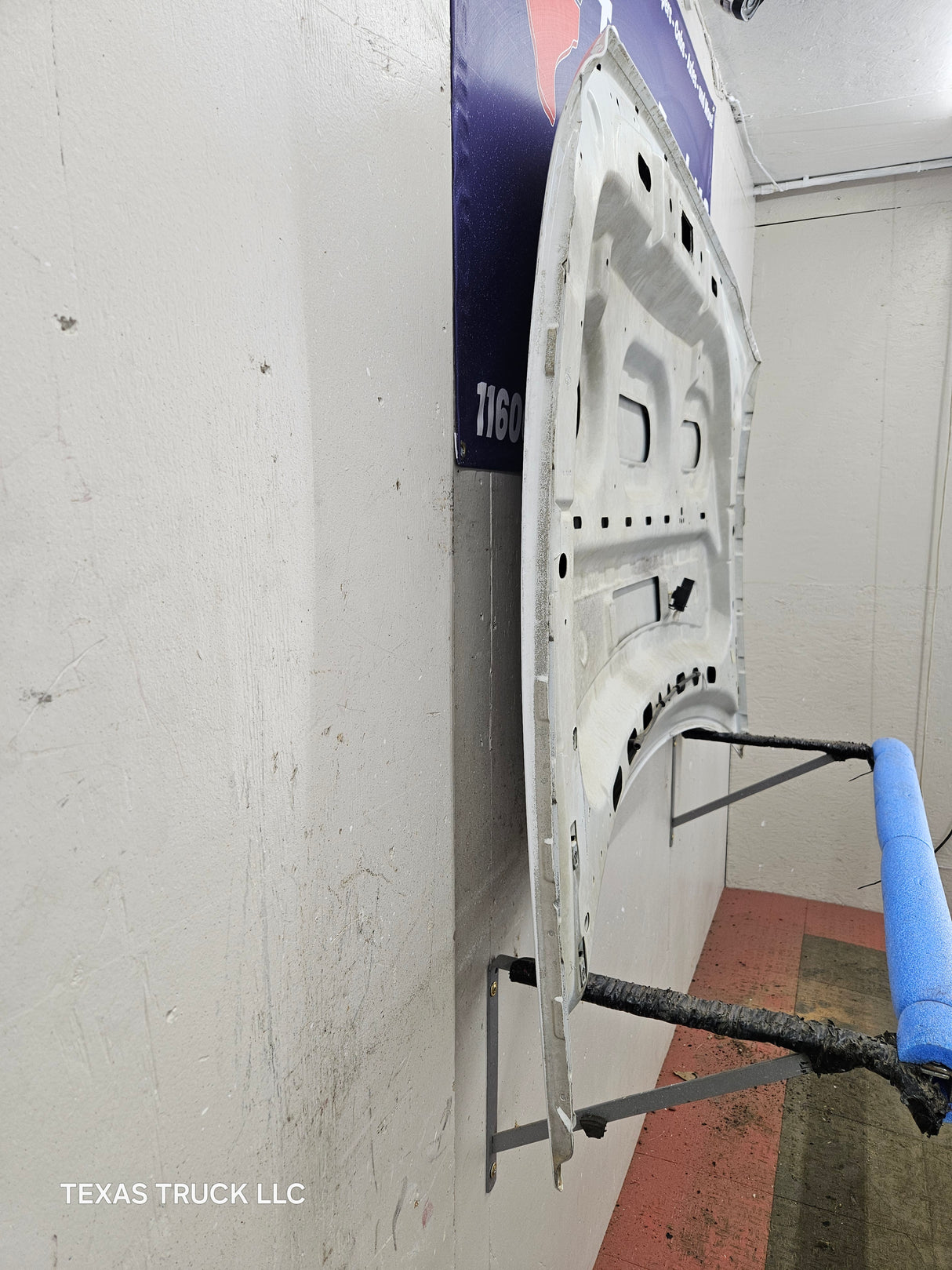 1997-2003 Ford F-150 Hood