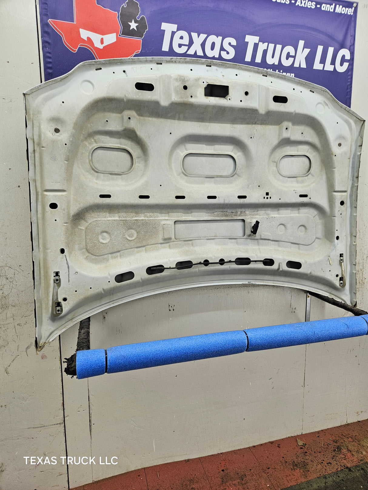 1997-2003 Ford F-150 Hood