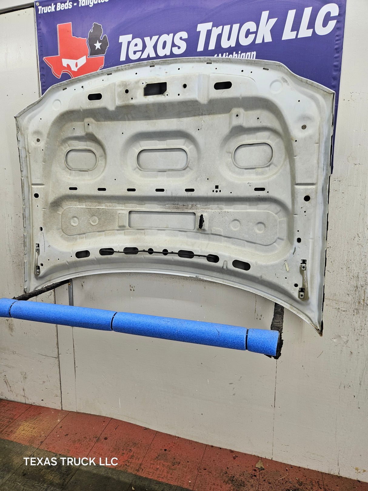 1997-2003 Ford F-150 Hood