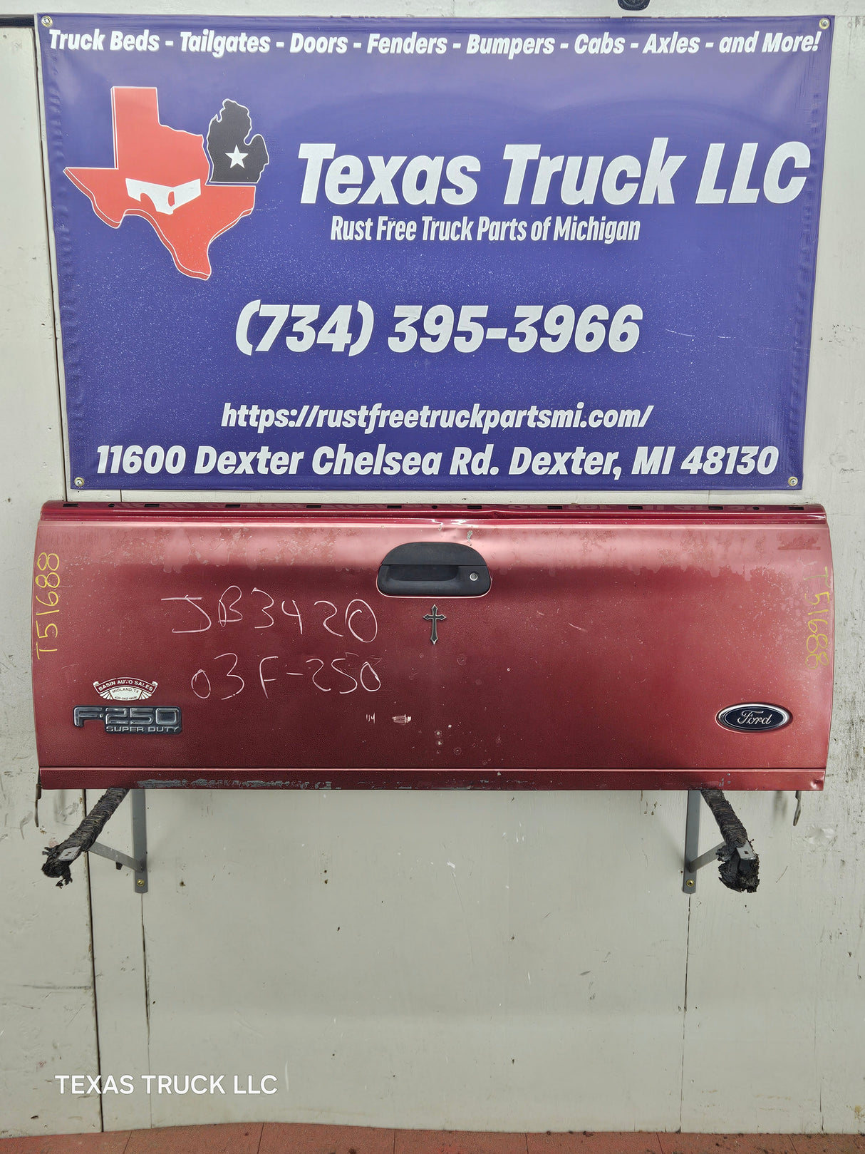 1997-2003 F150 / 1999-2007 Ford F250 F350 F450 F550 Super Duty Tailgate