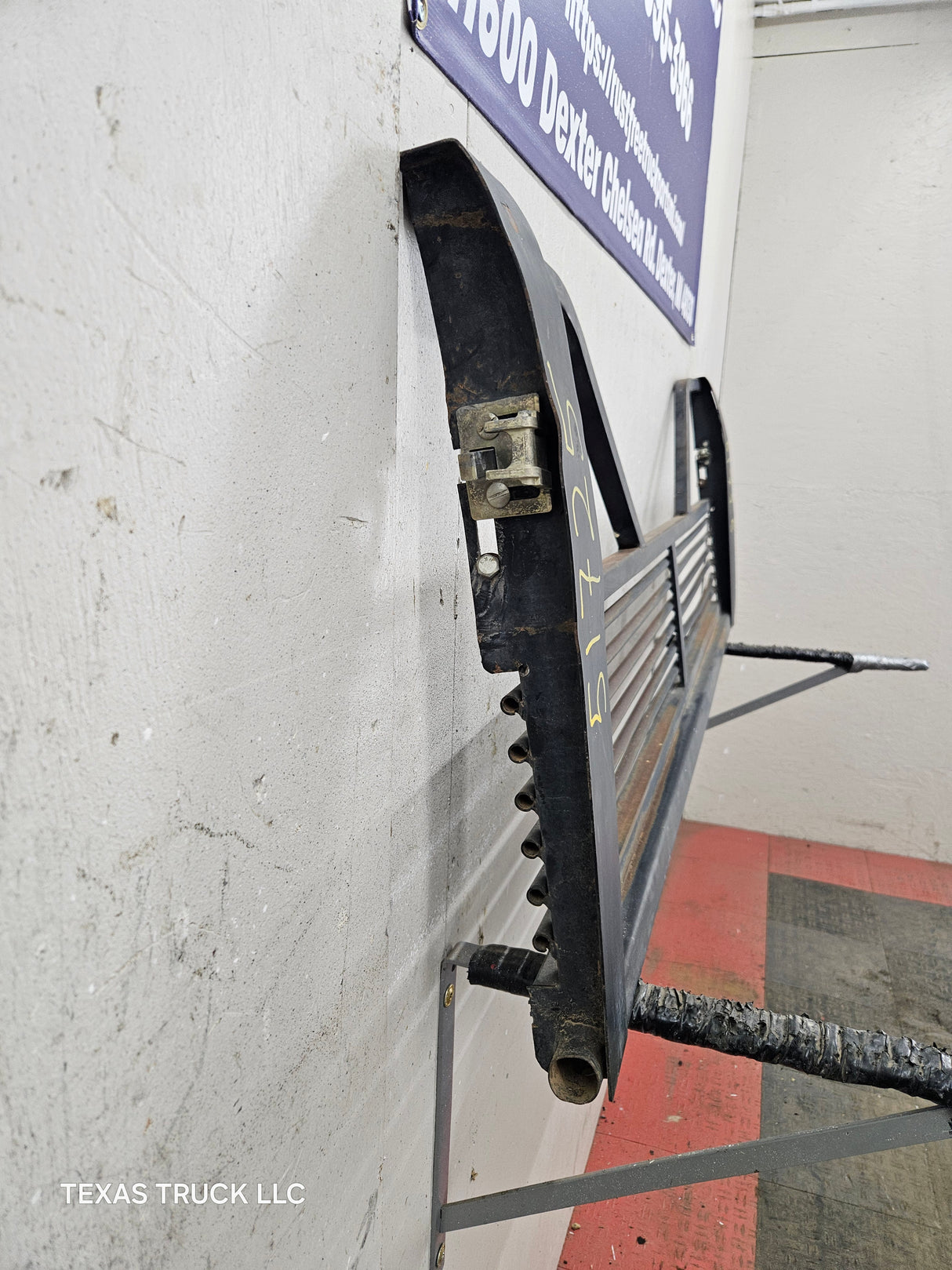 1999-2007 Chevrolet Silverado / GMC Sierra 1500 2500 3500 Fifth Wheel Tailgate