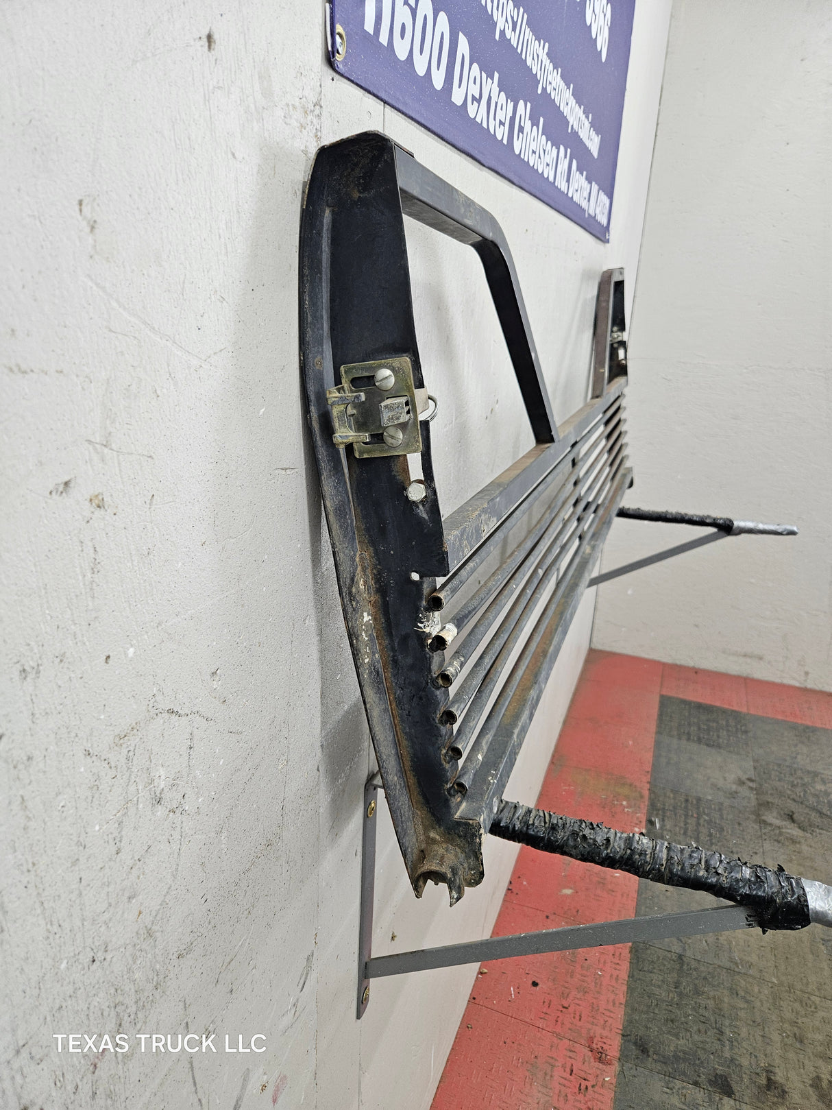 1999-2007 Chevrolet Silverado / GMC Sierra 1500 2500 3500 Fifth Wheel Tailgate