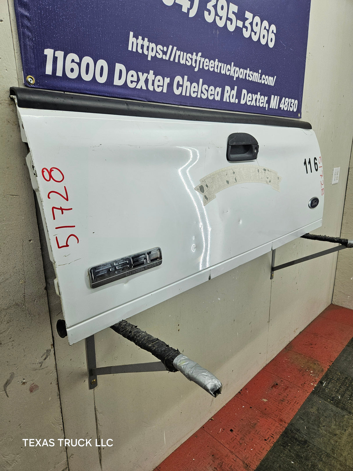 1997-2003 F150 / 1999-2007 Ford F250 F350 F450 F550 Super Duty Tailgate