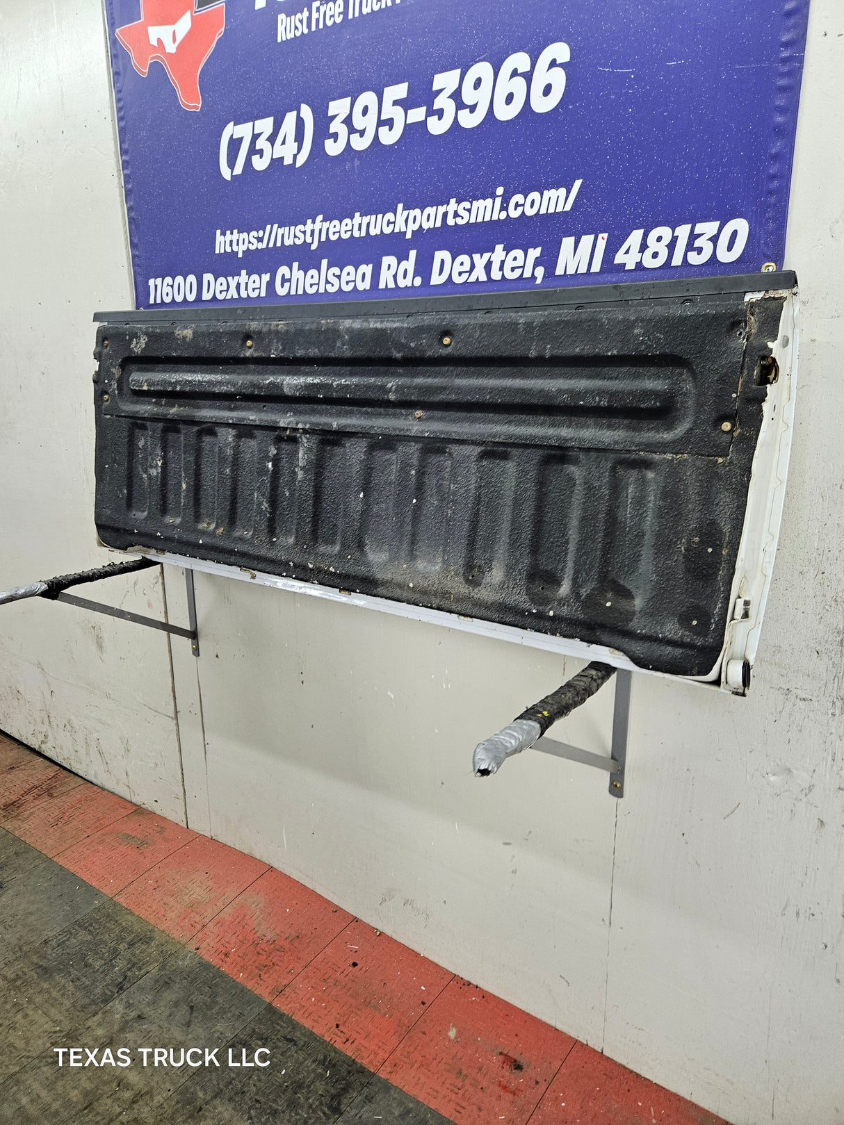 1997-2003 F150 / 1999-2007 Ford F250 F350 F450 F550 Super Duty Tailgate