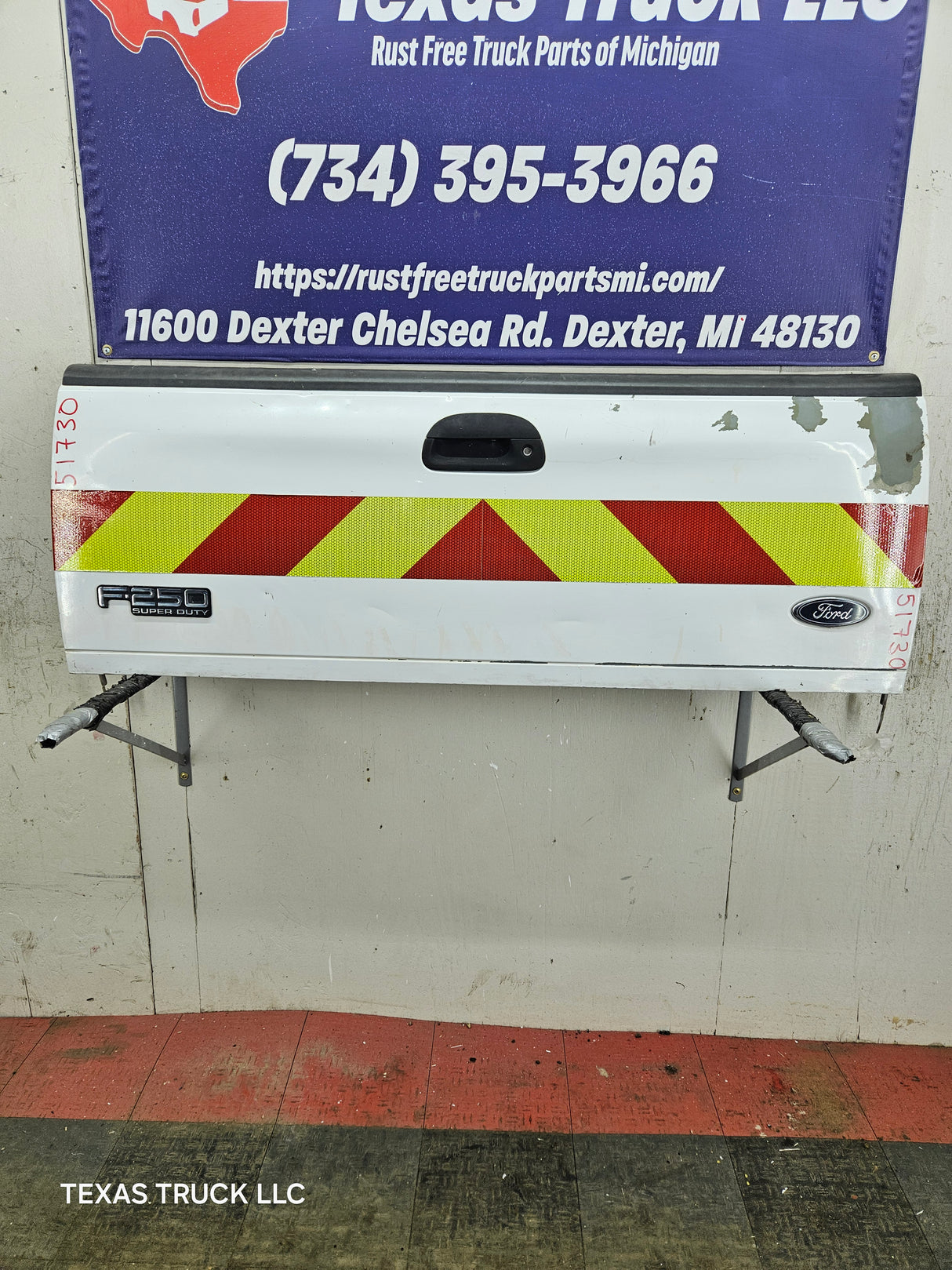 1997-2003 F150 / 1999-2007 Ford F250 F350 F450 F550 Super Duty Tailgate