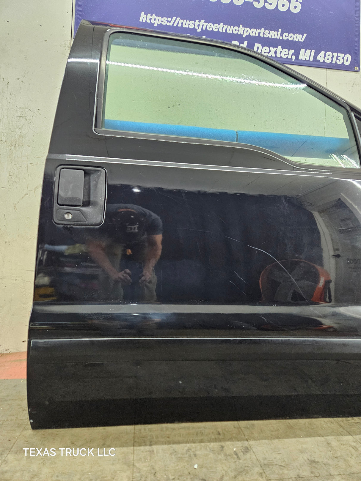 1999-2011 Ford Super Duty / Excursion Front Passenger RH Door F250 F350 F450 F550