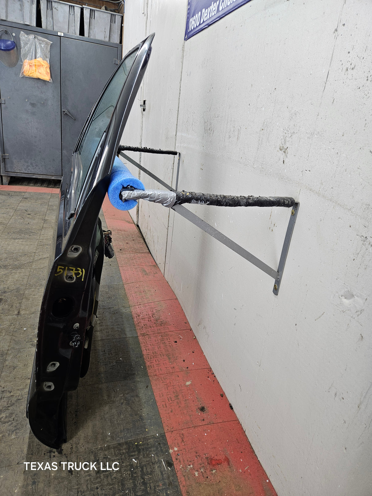 1999-2011 Ford Super Duty / Excursion Front Passenger RH Door F250 F350 F450 F550