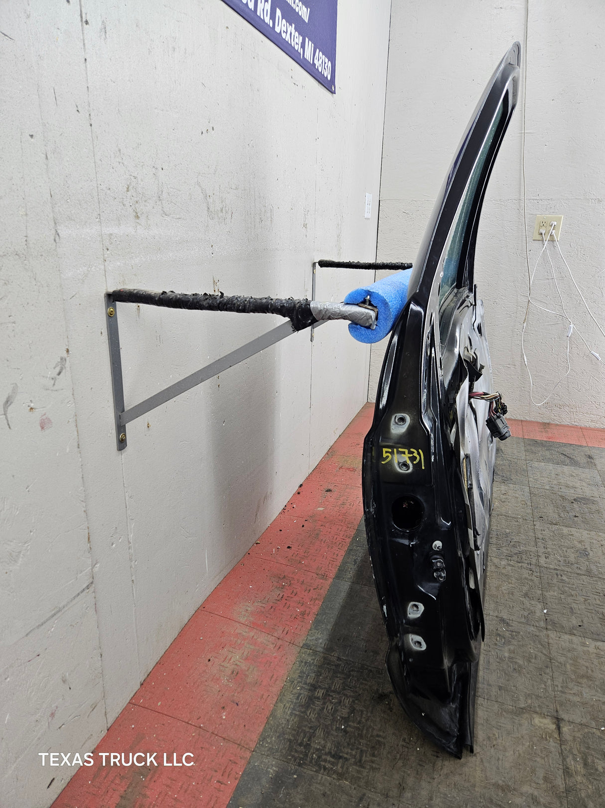 1999-2011 Ford Super Duty / Excursion Front Passenger RH Door F250 F350 F450 F550