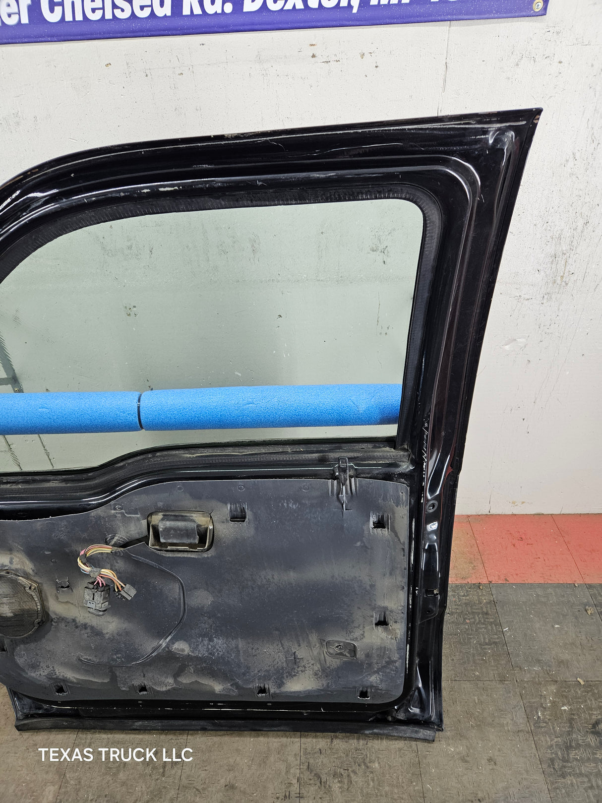 1999-2011 Ford Super Duty / Excursion Front Passenger RH Door F250 F350 F450 F550