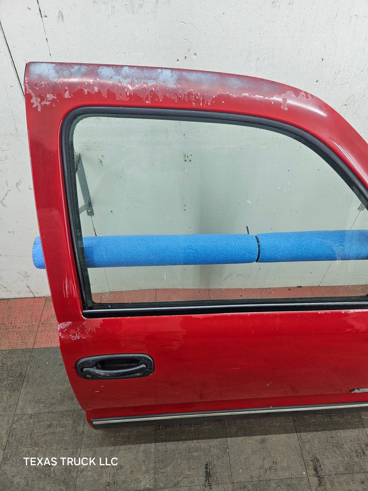 1999-2006 Chevrolet Silverado / GMC Sierra 1500 2500 3500 HD Front Passenger Side Door RH - Red