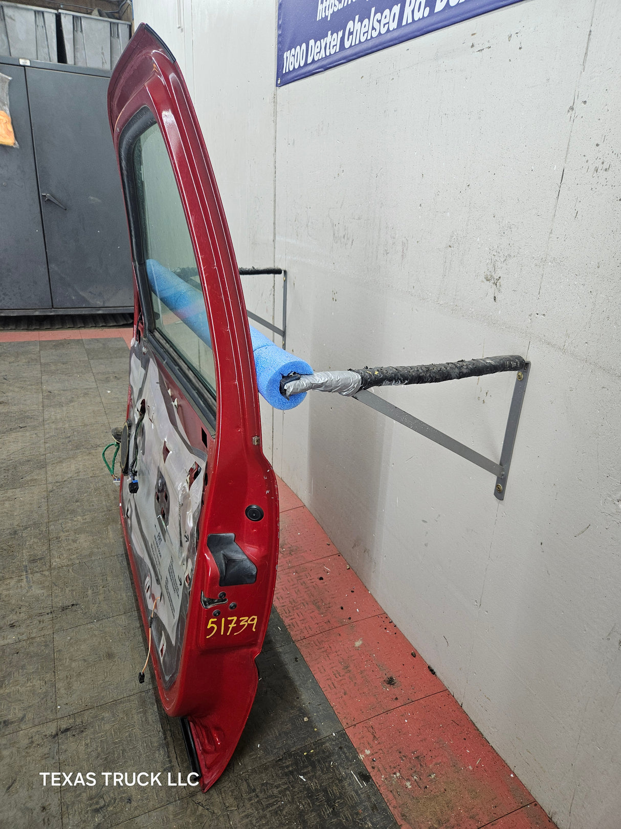 1999-2006 Chevrolet Silverado / GMC Sierra 1500 2500 3500 HD Front Passenger Side Door RH - Red