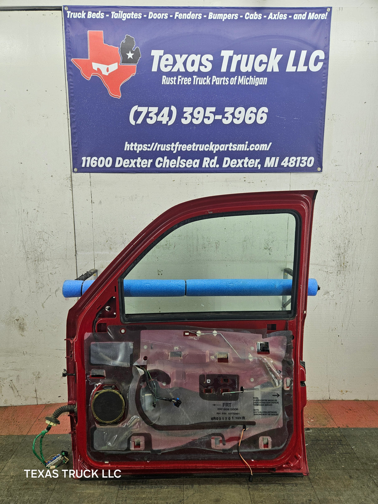 1999-2006 Chevrolet Silverado / GMC Sierra 1500 2500 3500 HD Front Passenger Side Door RH - Red