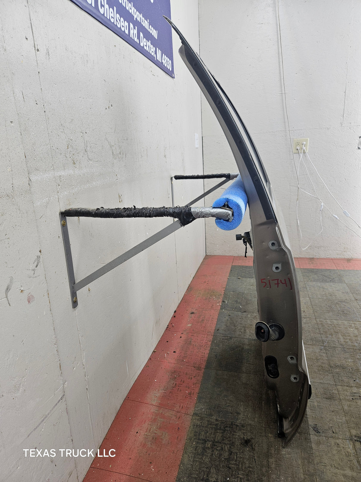 1999-2016 Ford Super Duty Driver Side Rear Door LH Crew Cab F250 F350 F450 F550