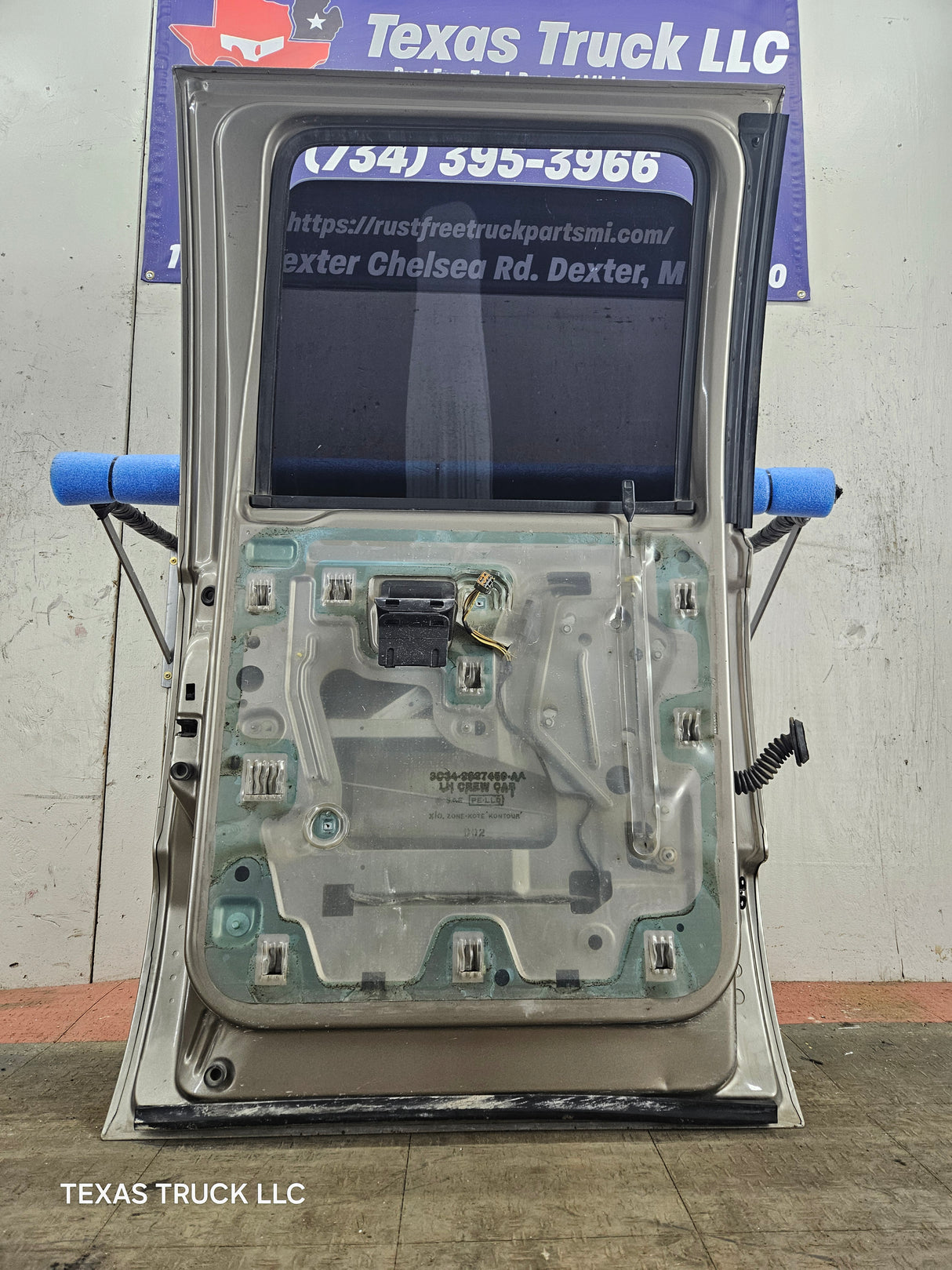 1999-2016 Ford Super Duty Driver Side Rear Door LH Crew Cab F250 F350 F450 F550