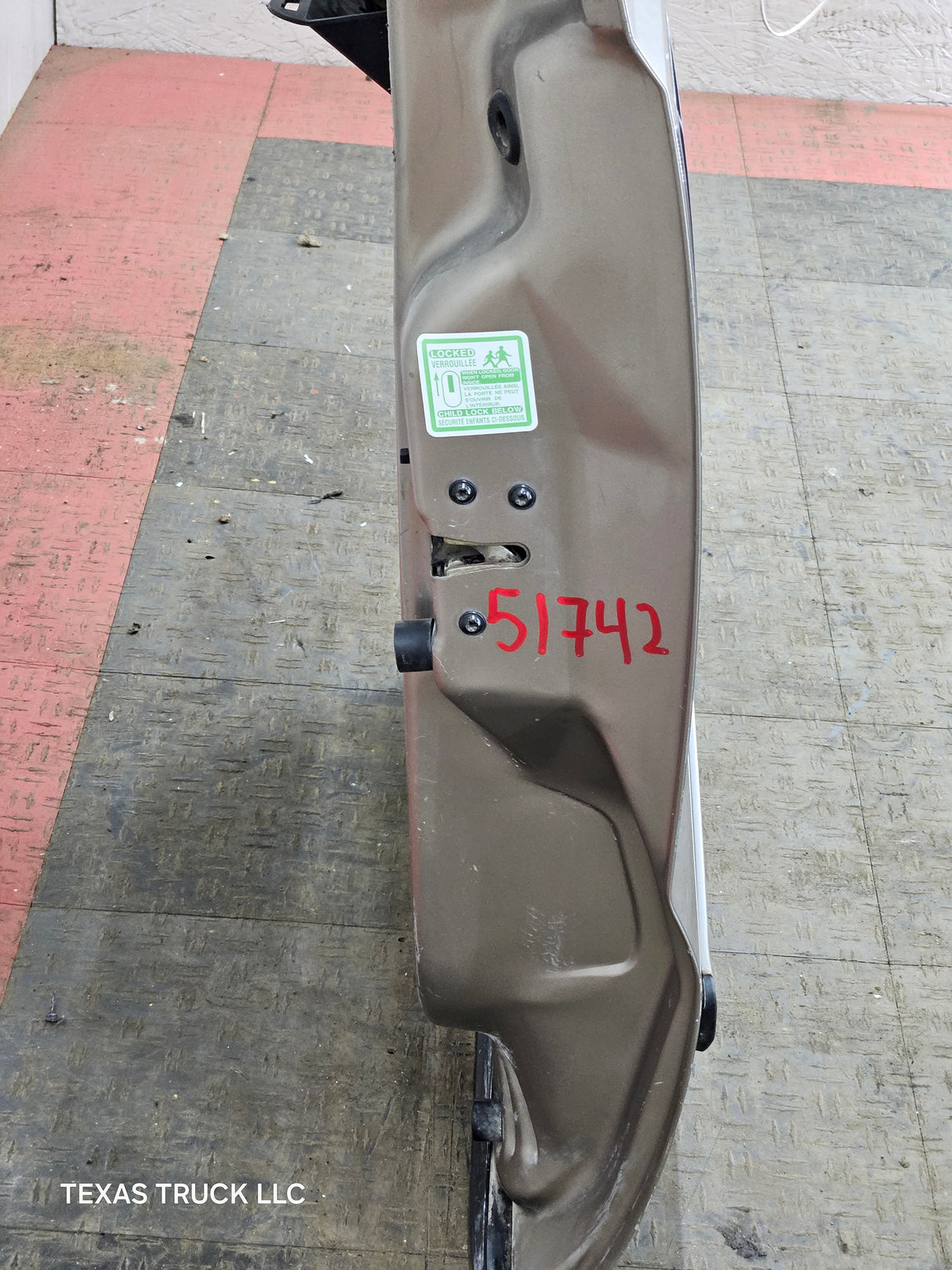 1999-2011 Ford Super Duty F250 F350 F450 F550 RH Crew Cab Passenger Side Rear Door