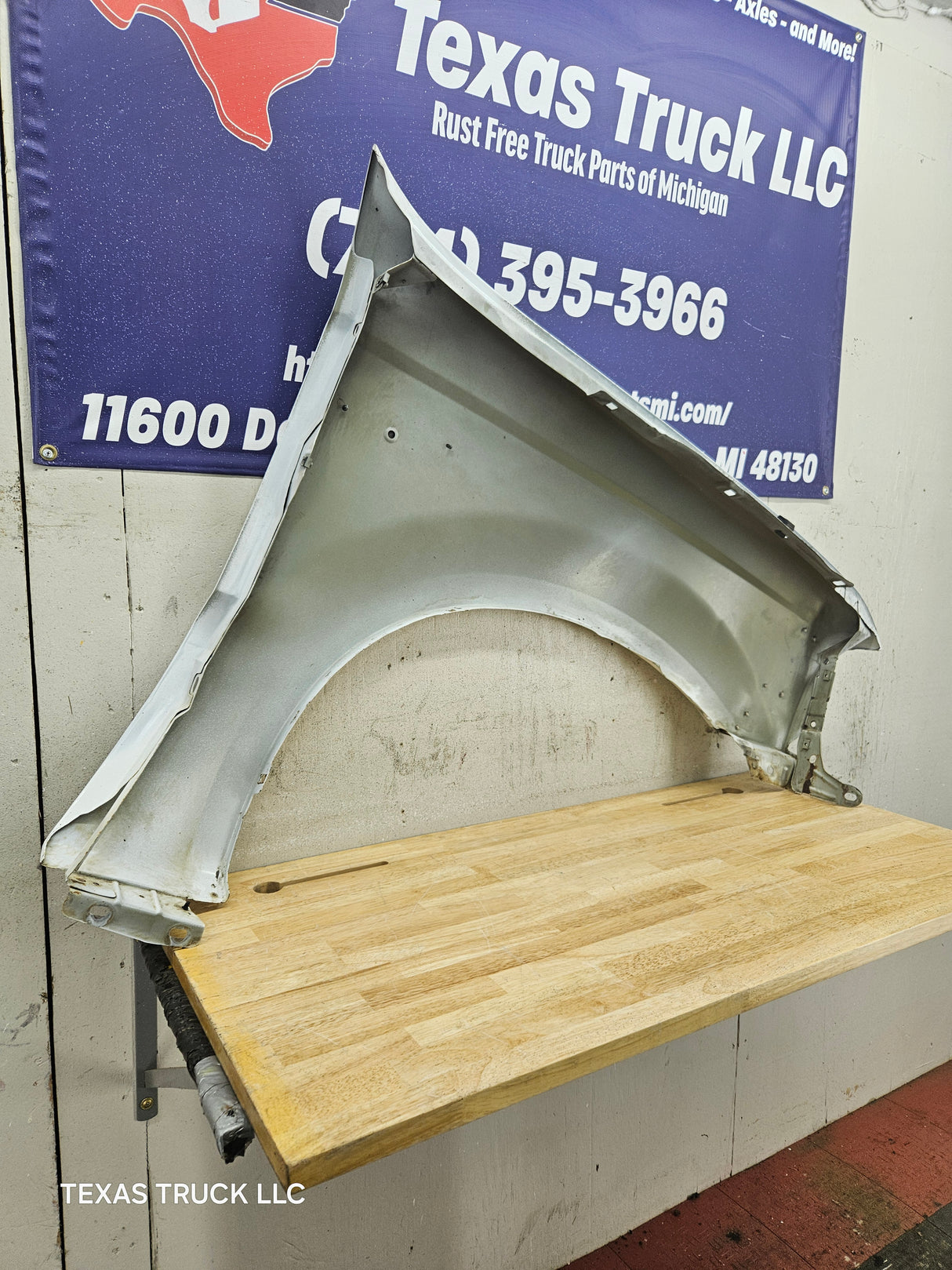 1999-2007 Ford Super Duty LH Driver Side Front Fender F250 F350 F450 F550 Excursion