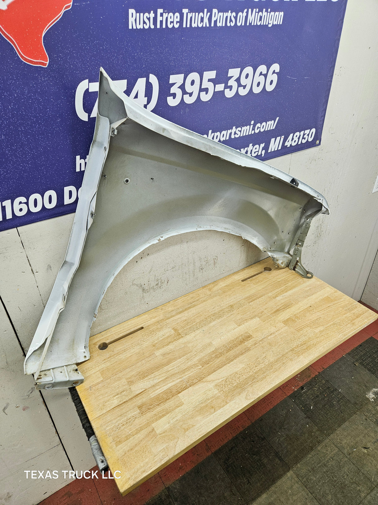 1999-2007 Ford Super Duty LH Driver Side Front Fender F250 F350 F450 F550 Excursion