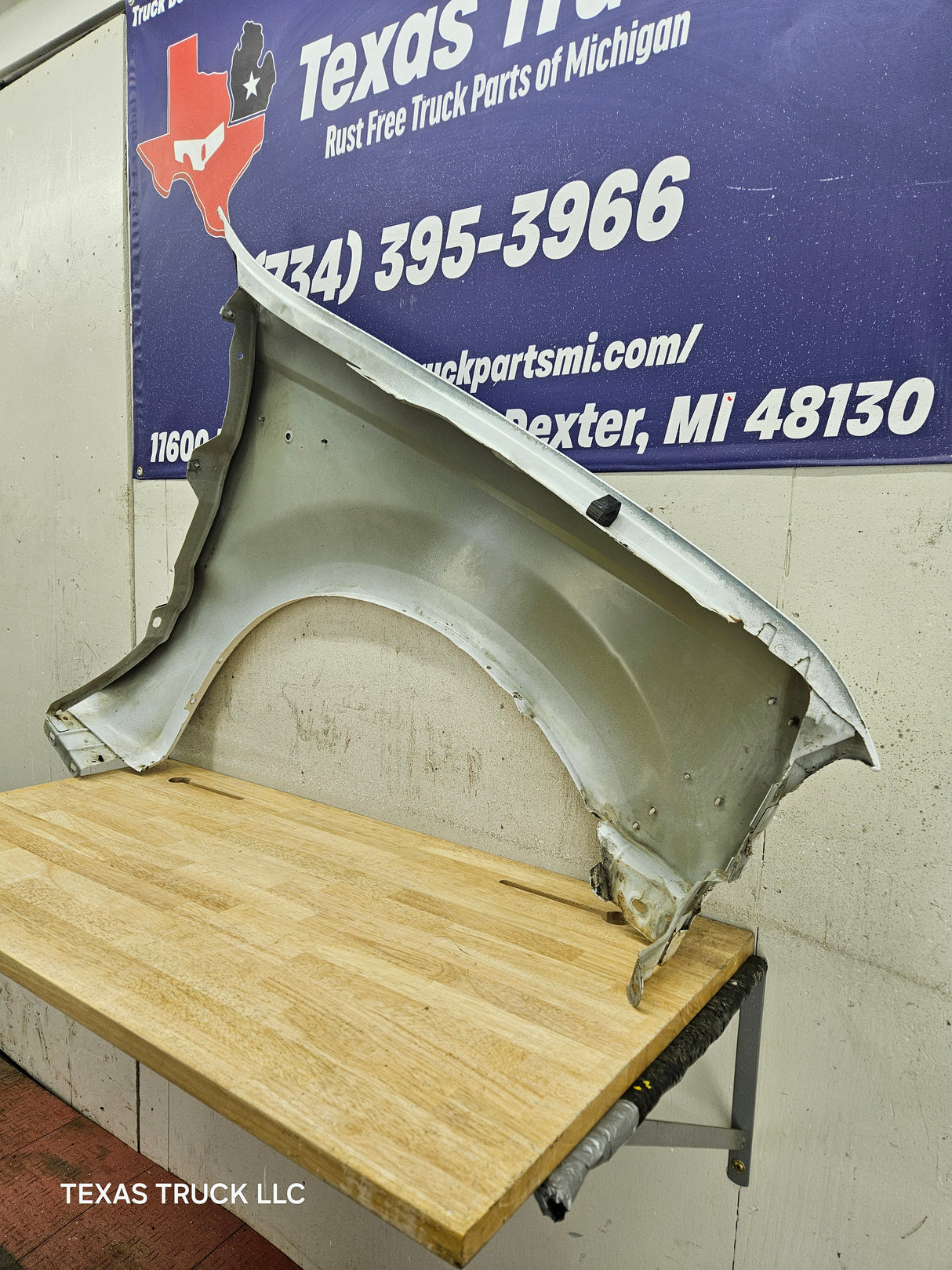 1999-2007 Ford Super Duty LH Driver Side Front Fender F250 F350 F450 F550 Excursion