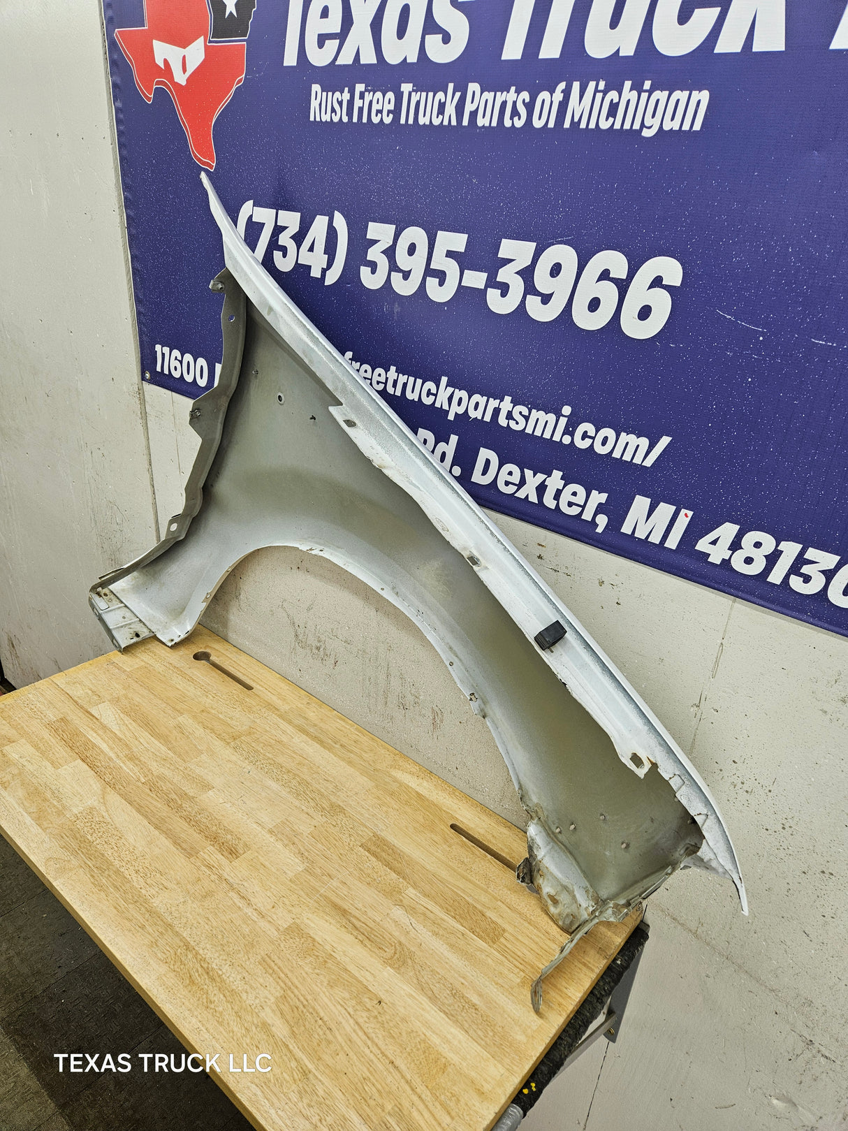 1999-2007 Ford Super Duty LH Driver Side Front Fender F250 F350 F450 F550 Excursion