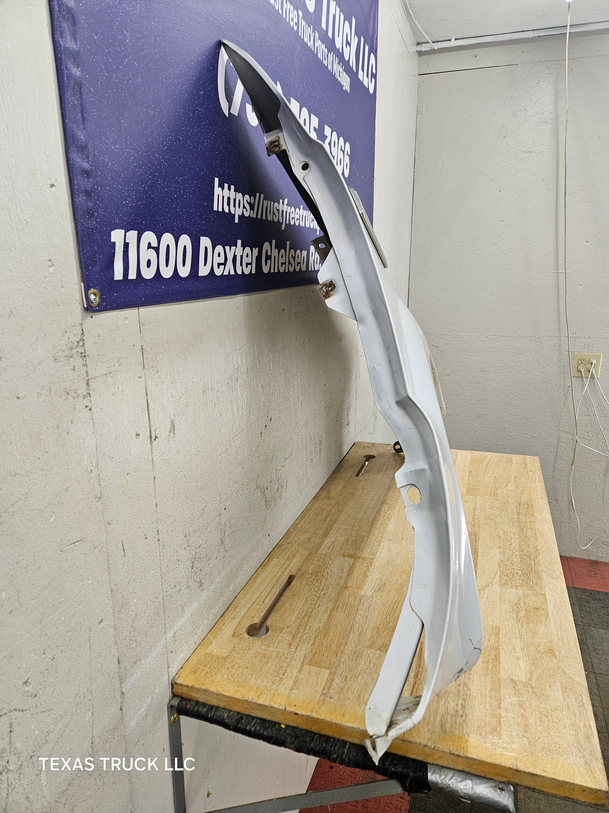 1999-2007 Ford Super Duty RH Passenger Side Front Fender F250 F350 F450 F550 Excursion