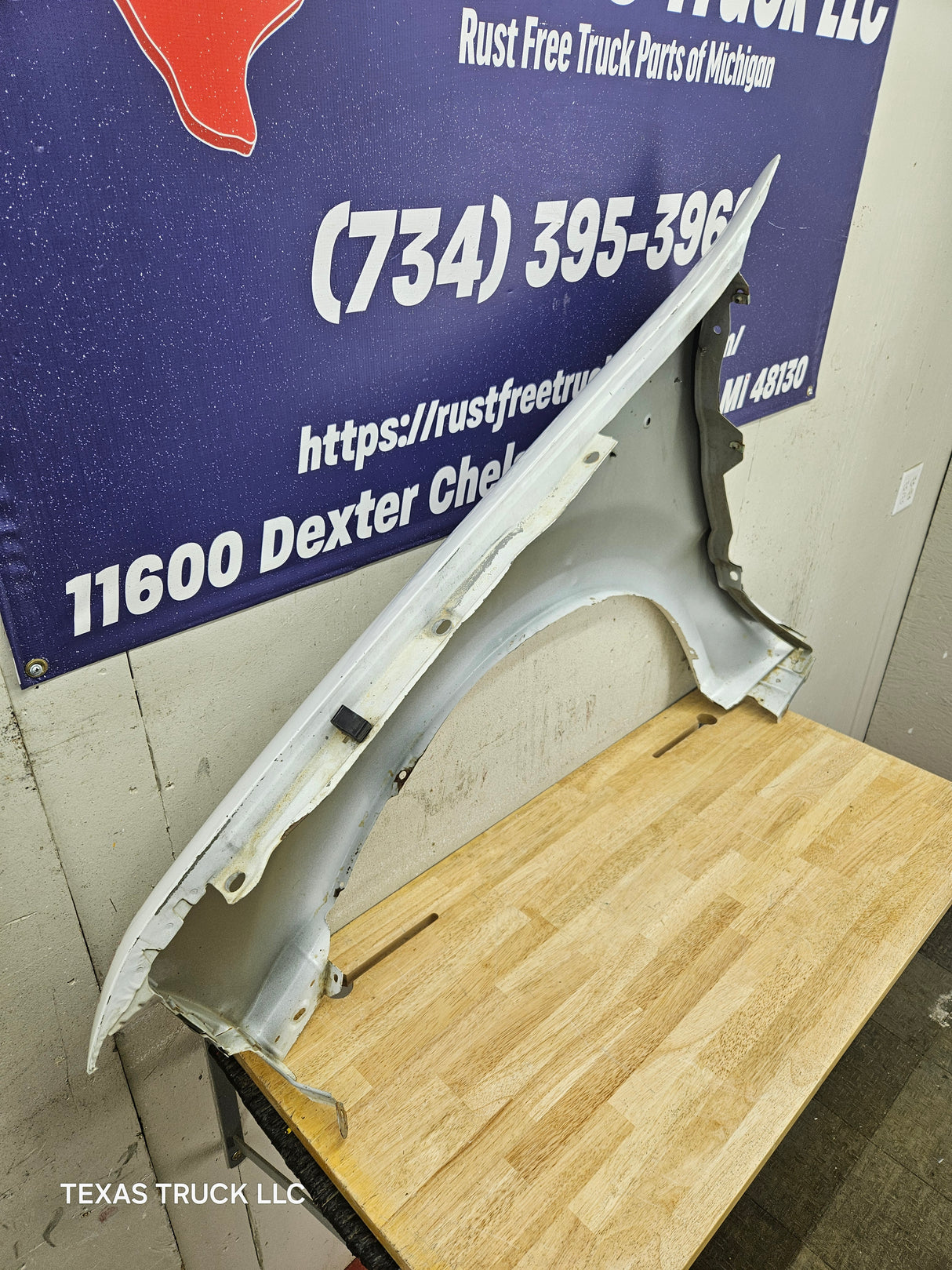 1999-2007 Ford Super Duty RH Passenger Side Front Fender F250 F350 F450 F550 Excursion