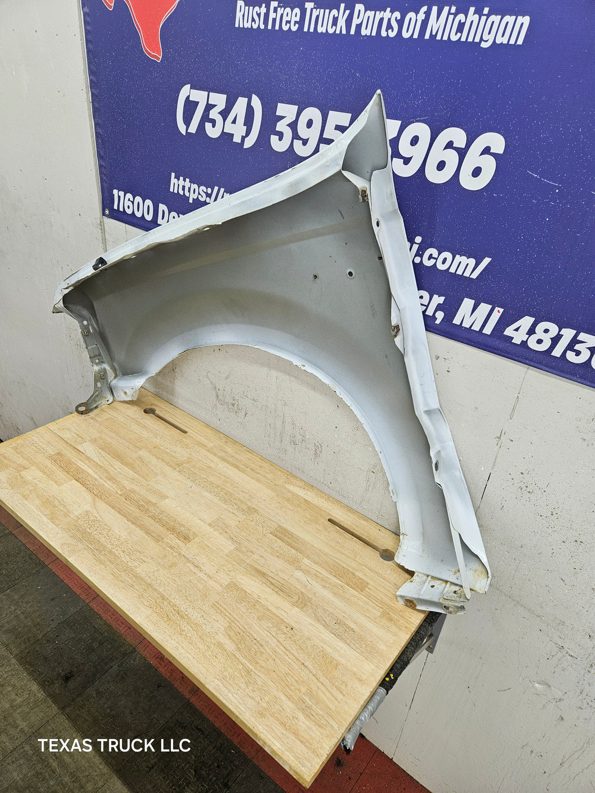 1999-2007 Ford Super Duty RH Passenger Side Front Fender F250 F350 F450 F550 Excursion