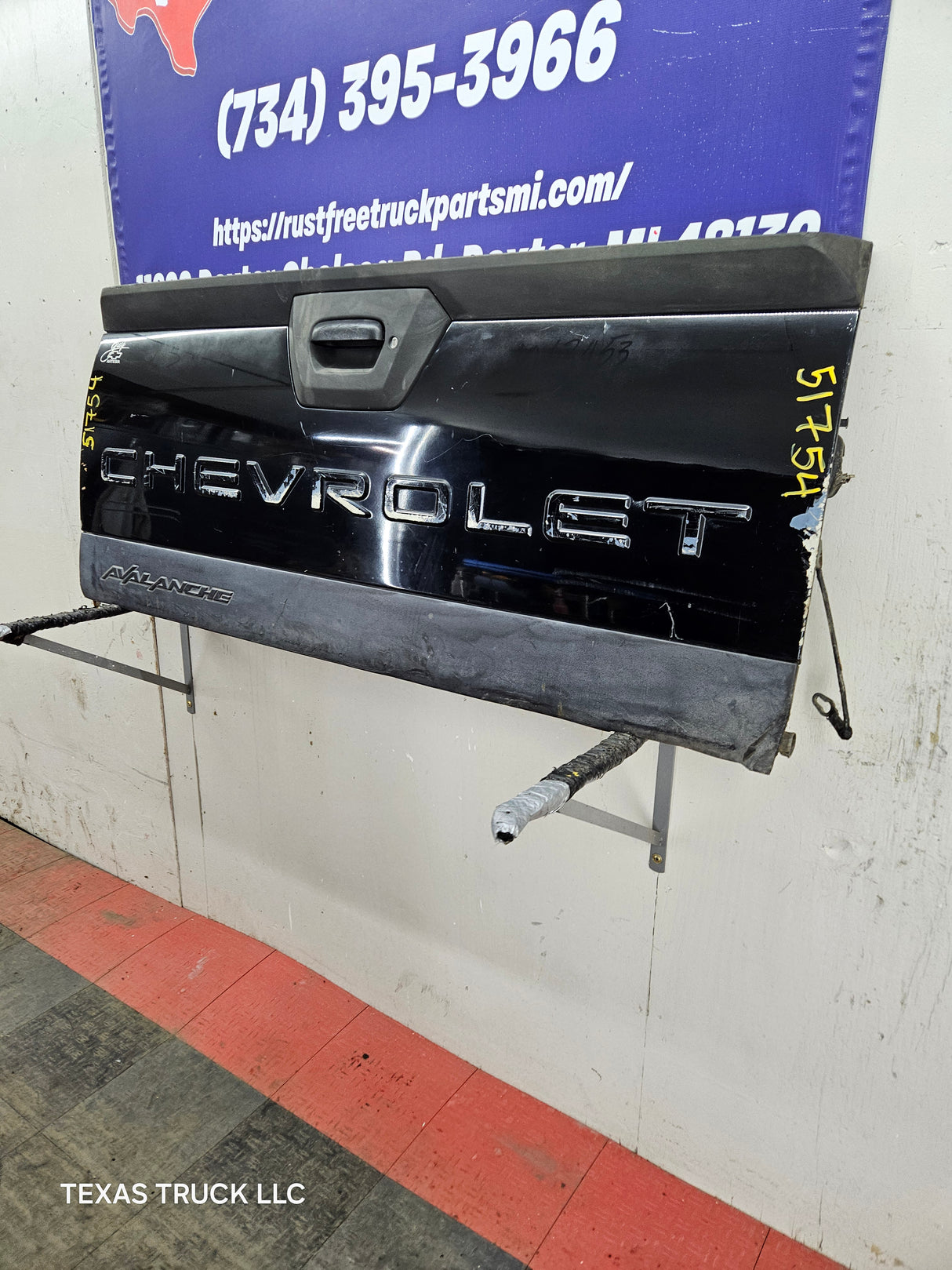 2002-2006 Chevrolet Avalanche 1500 2500 Tailgate