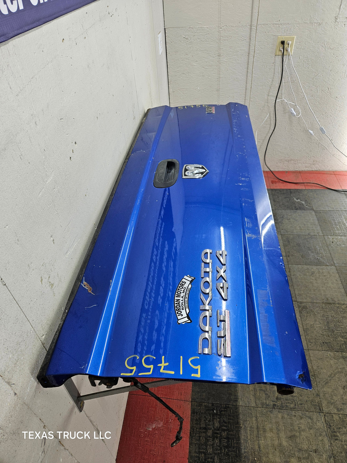 2005-2011 Dodge Dakota / Ram Dakota 3rd Gen Tailgate