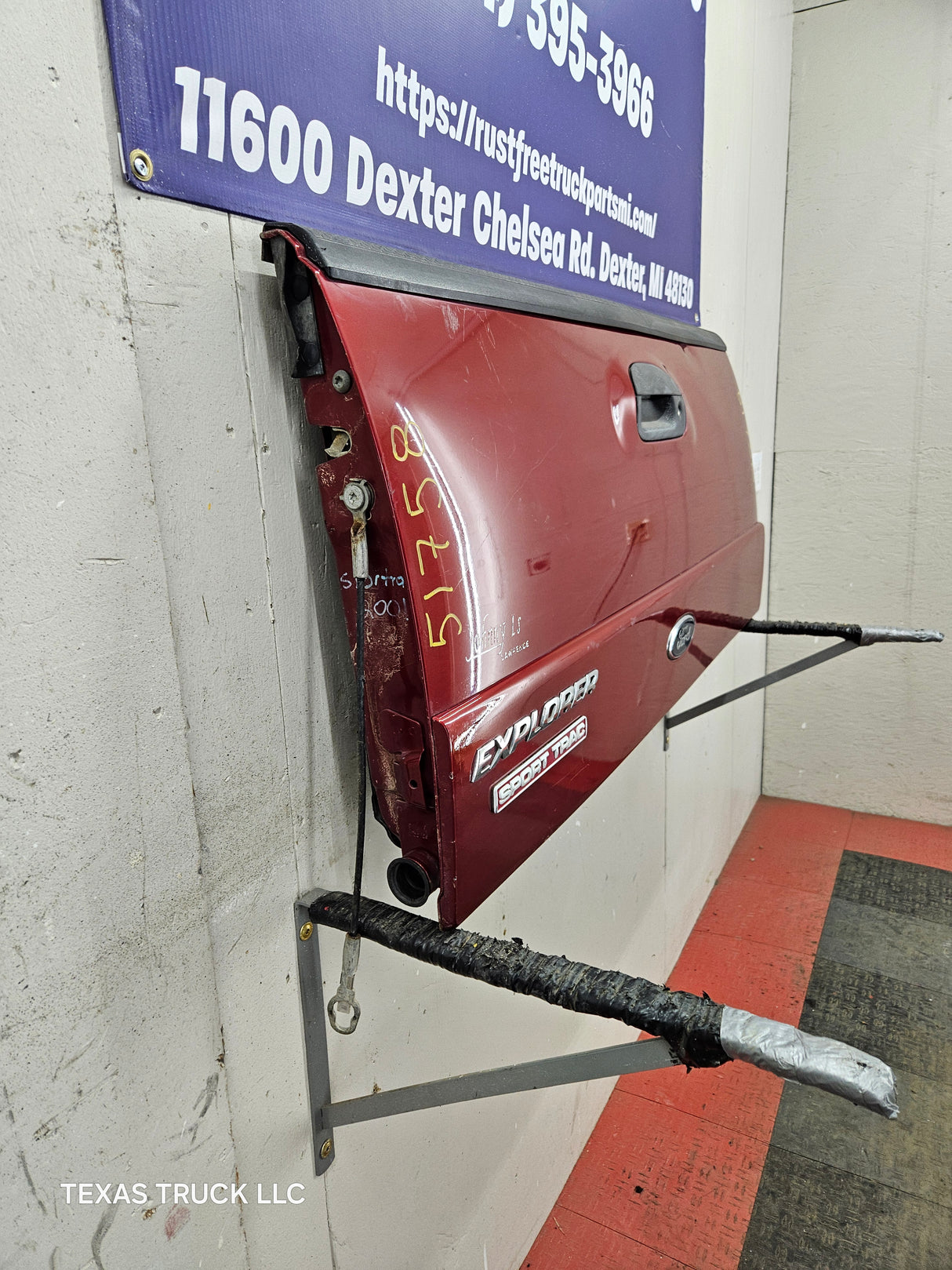 2002-2005 Ford Explorer Tailgate