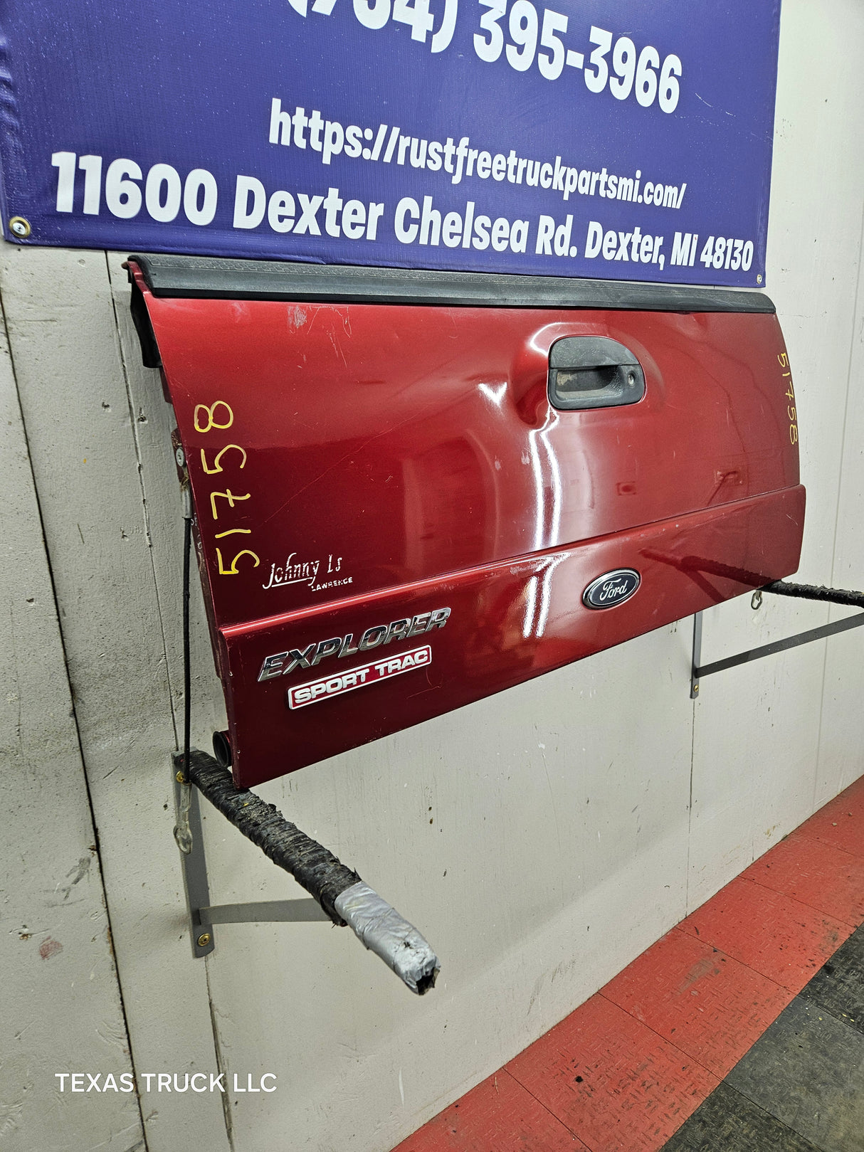 2002-2005 Ford Explorer Tailgate