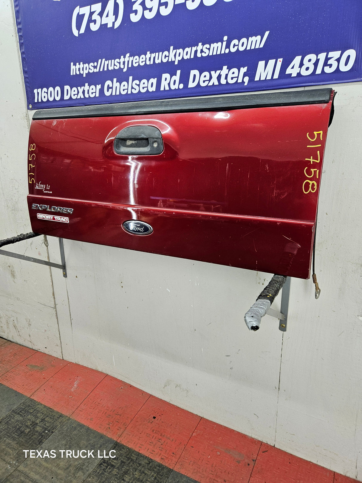 2002-2005 Ford Explorer Tailgate