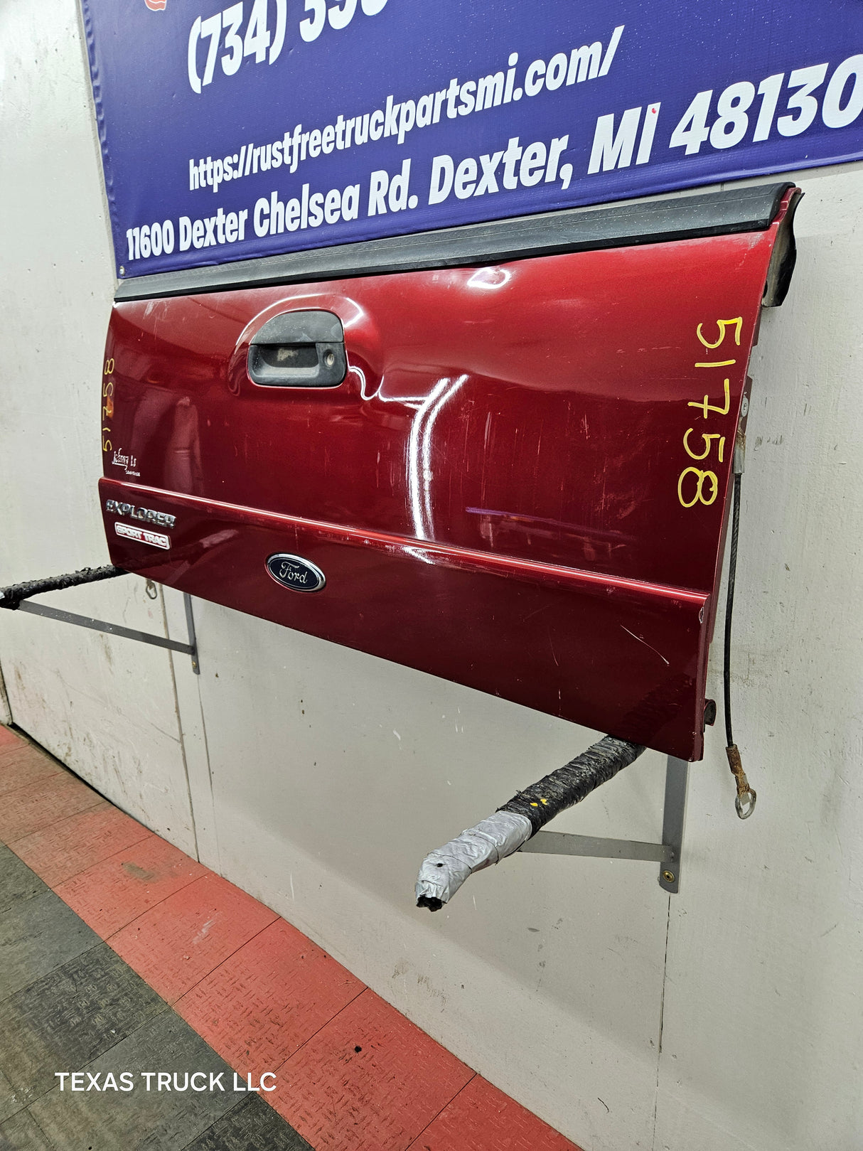 2002-2005 Ford Explorer Tailgate