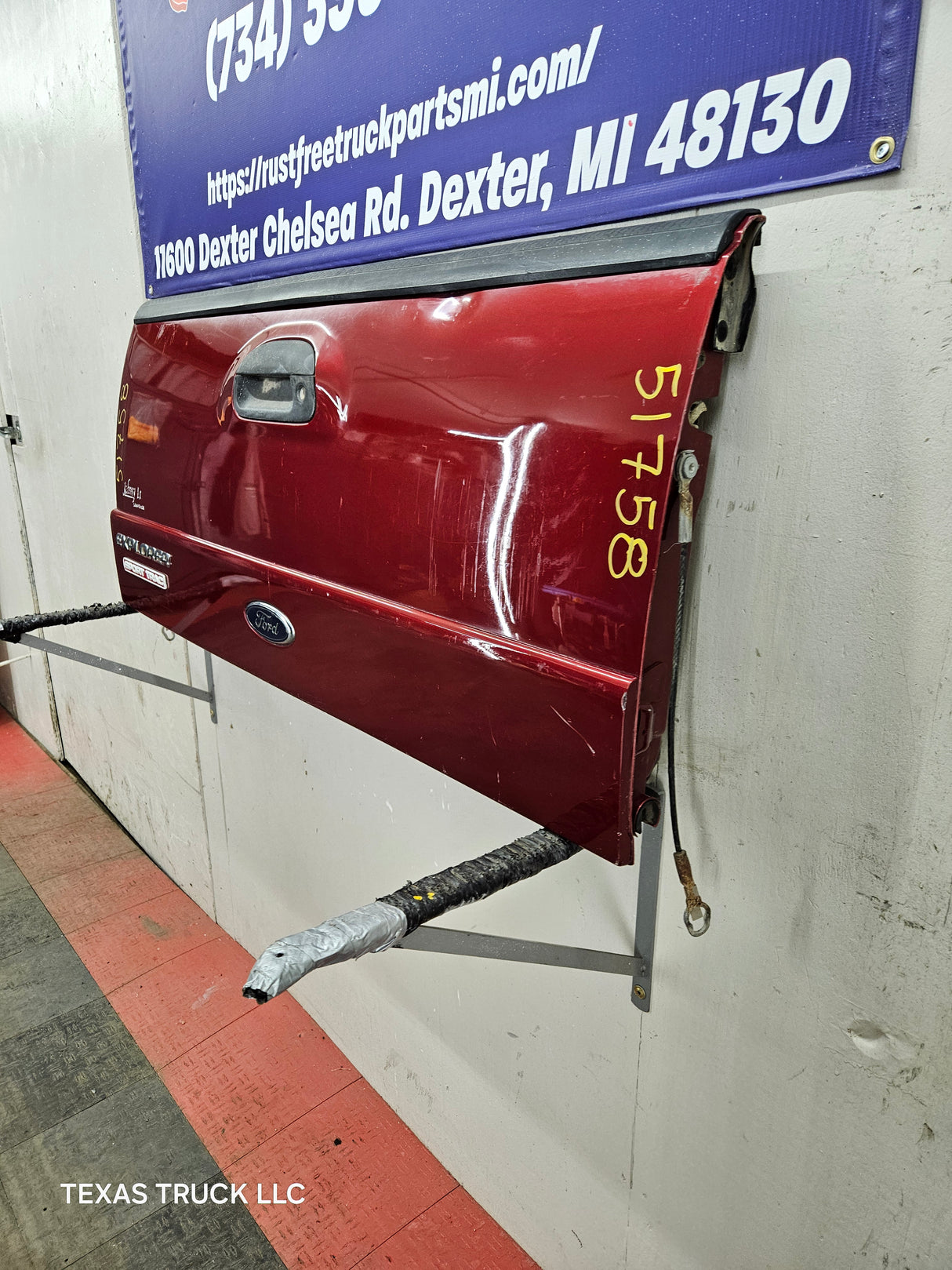 2002-2005 Ford Explorer Tailgate