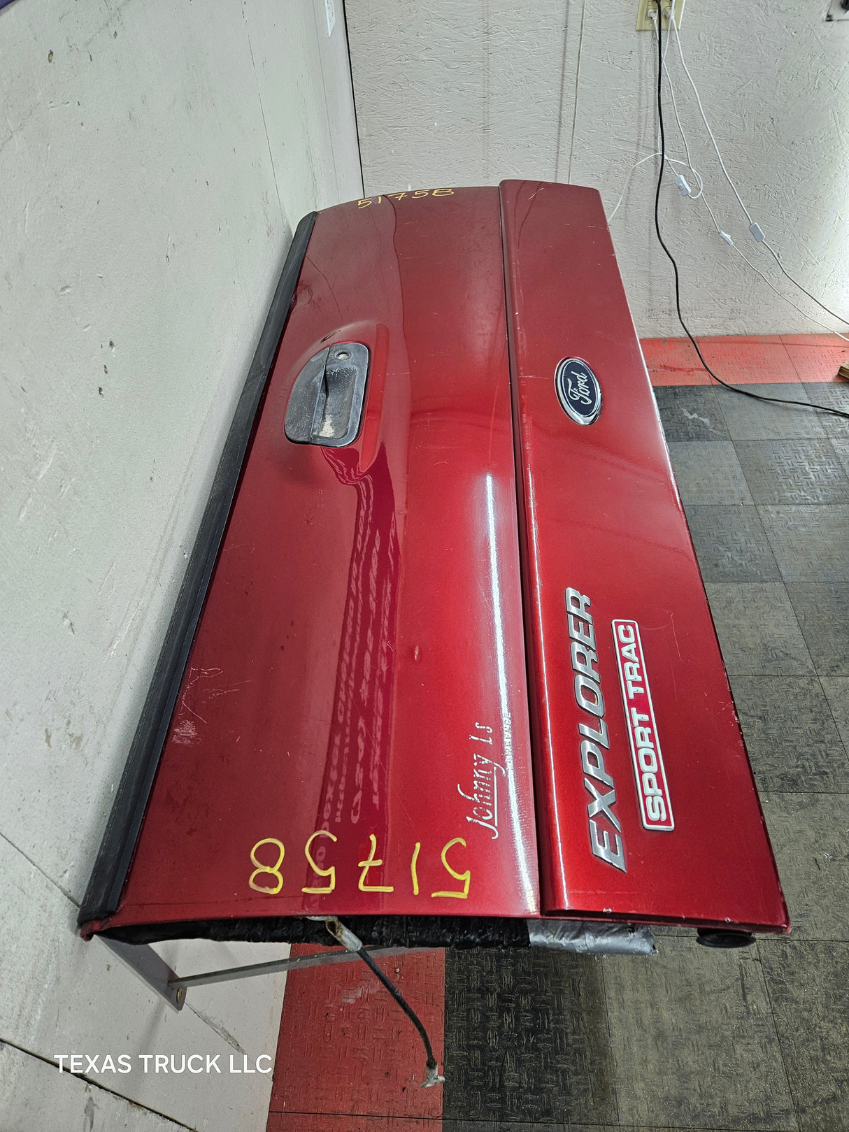 2002-2005 Ford Explorer Tailgate