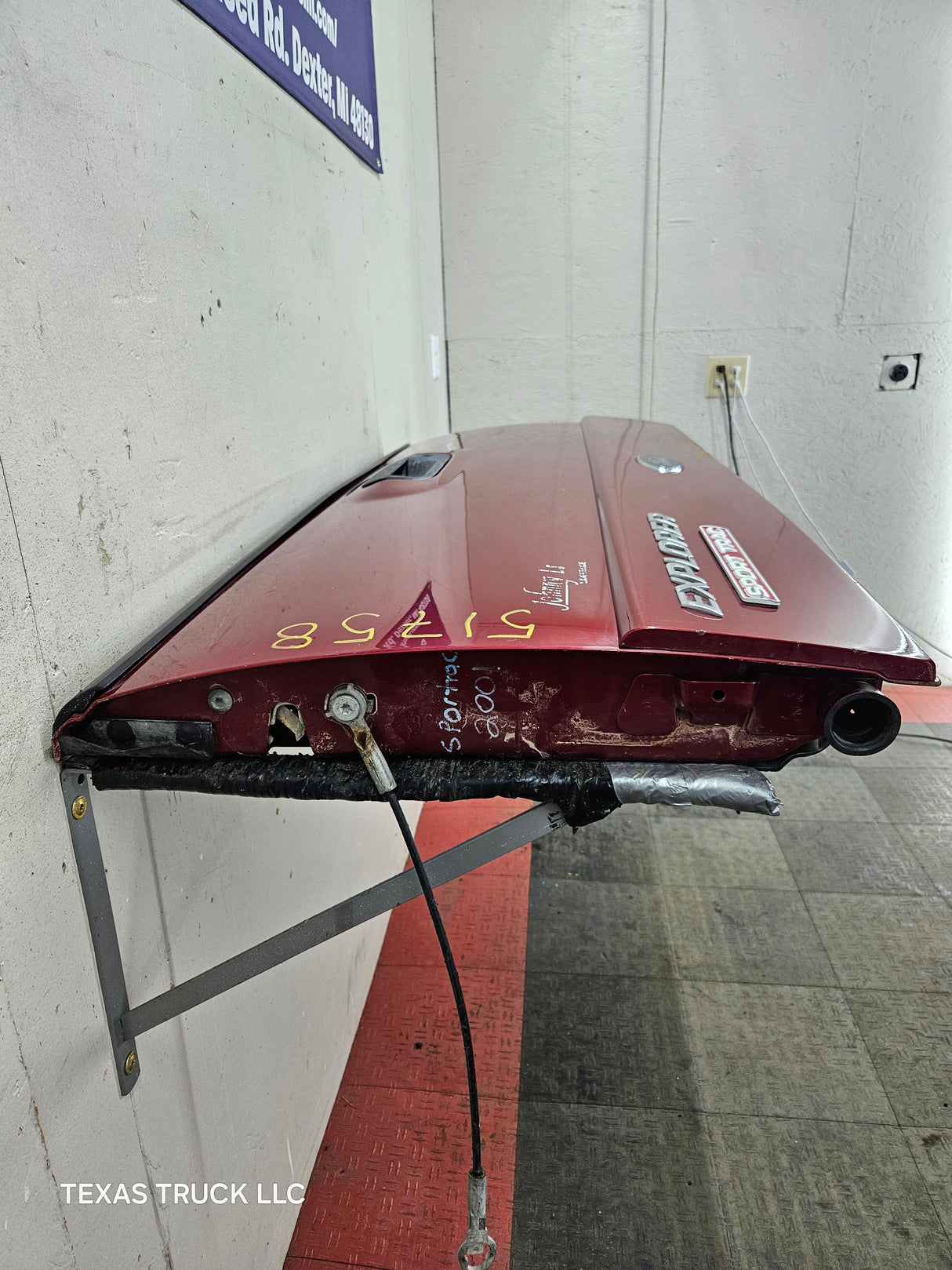 2002-2005 Ford Explorer Tailgate