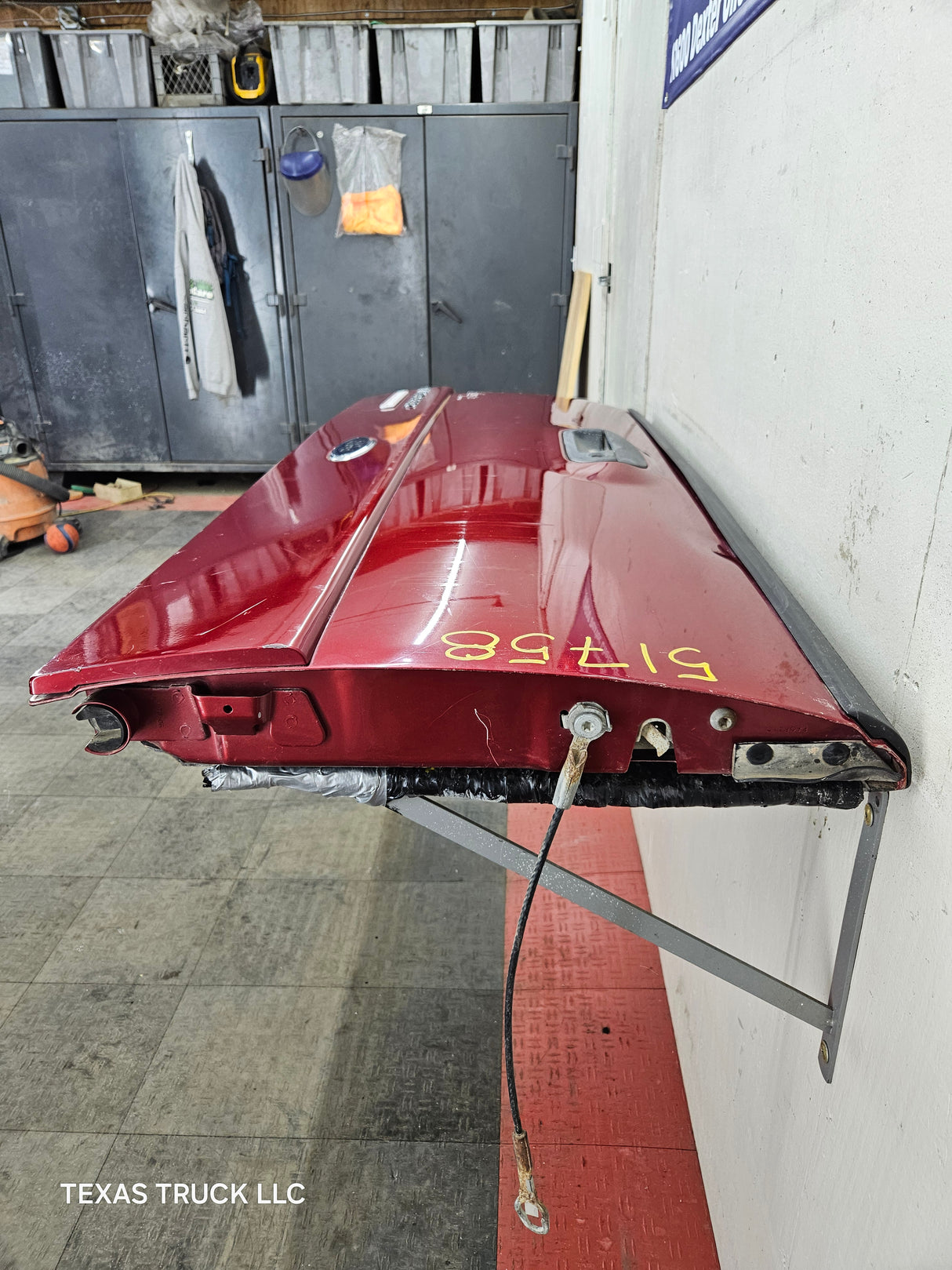 2002-2005 Ford Explorer Tailgate