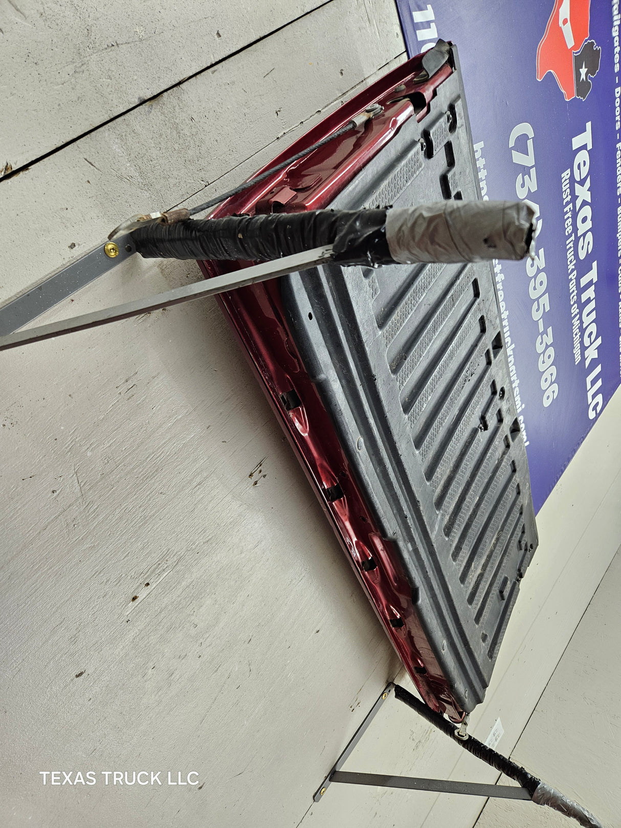 2002-2005 Ford Explorer Tailgate