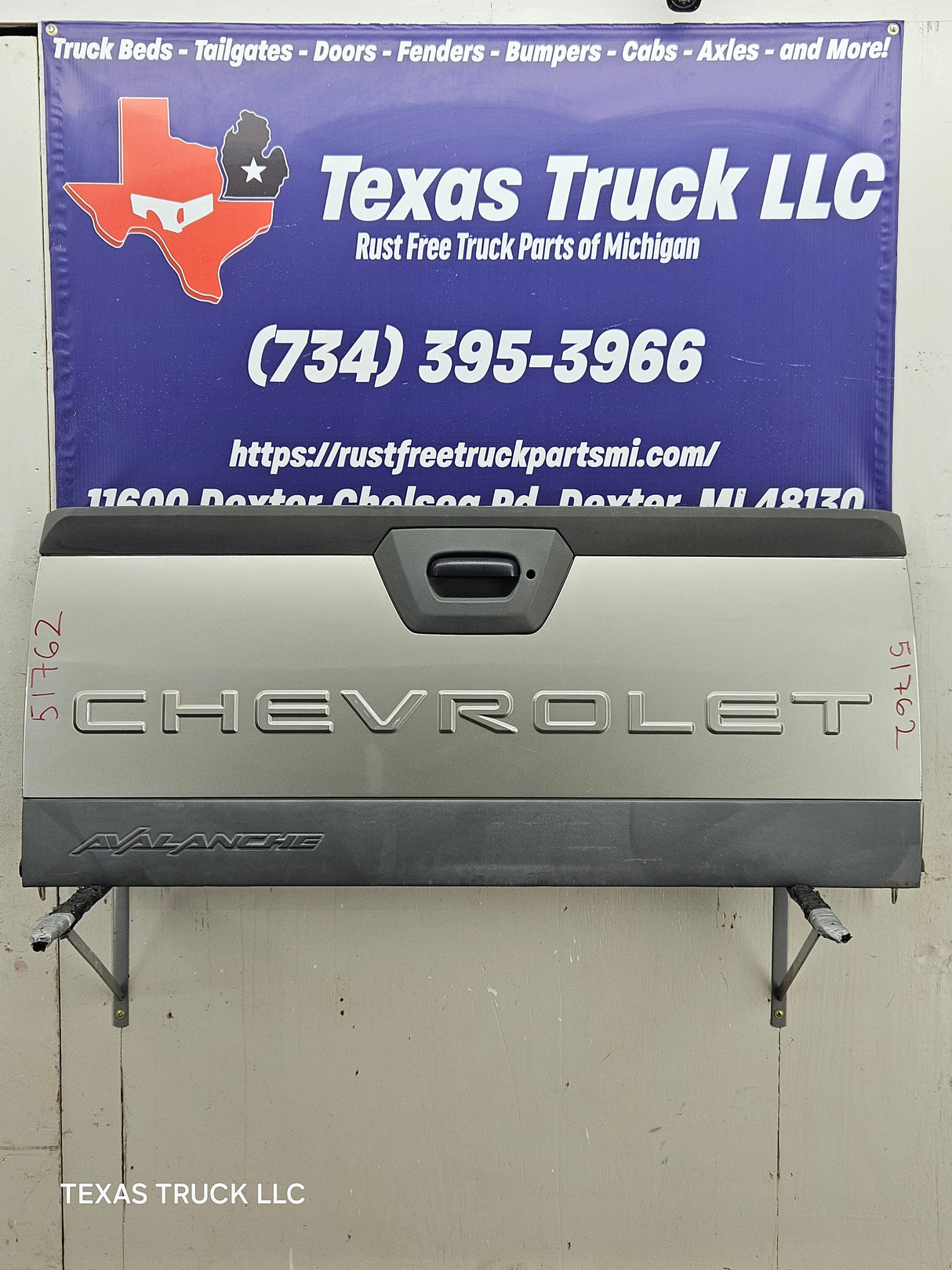 2002-2006 Chevrolet Avalanche 1500 2500 Tailgate
