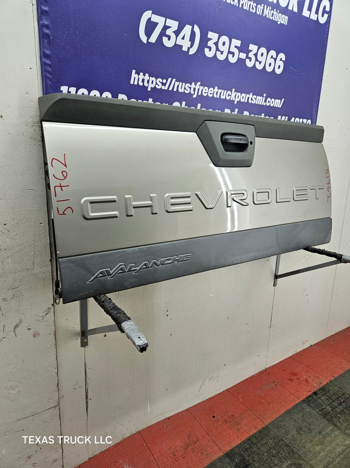 2002-2006 Chevrolet Avalanche 1500 2500 Tailgate