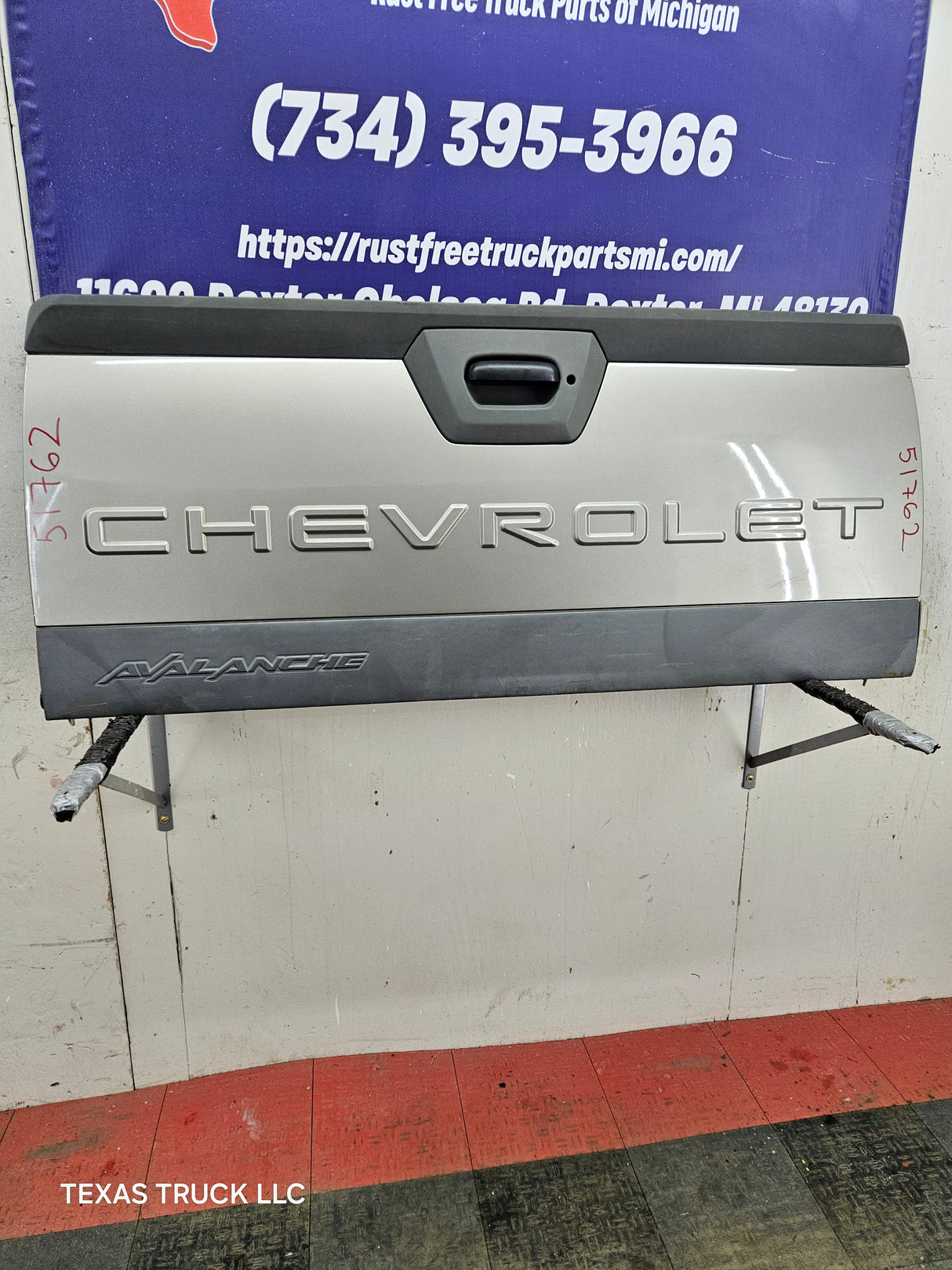 2002-2006 Chevrolet Avalanche 1500 2500 Tailgate