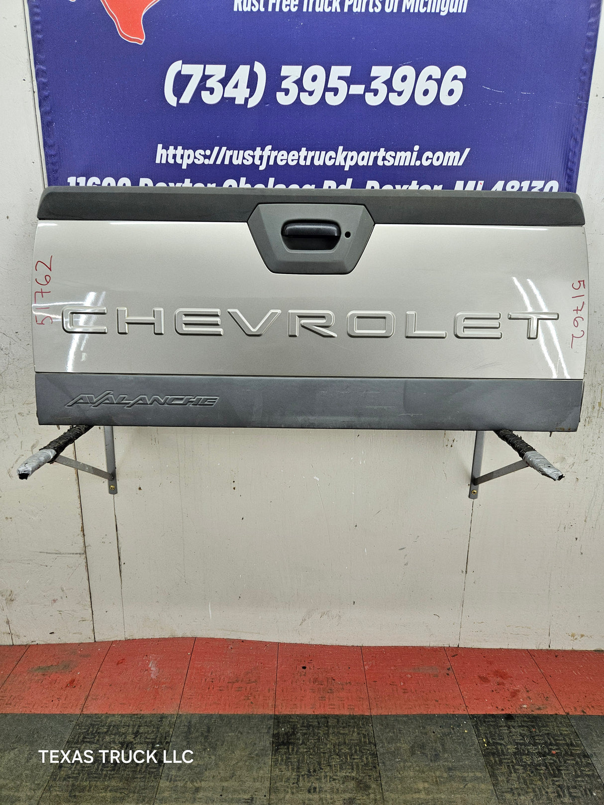 2002-2006 Chevrolet Avalanche 1500 2500 Tailgate