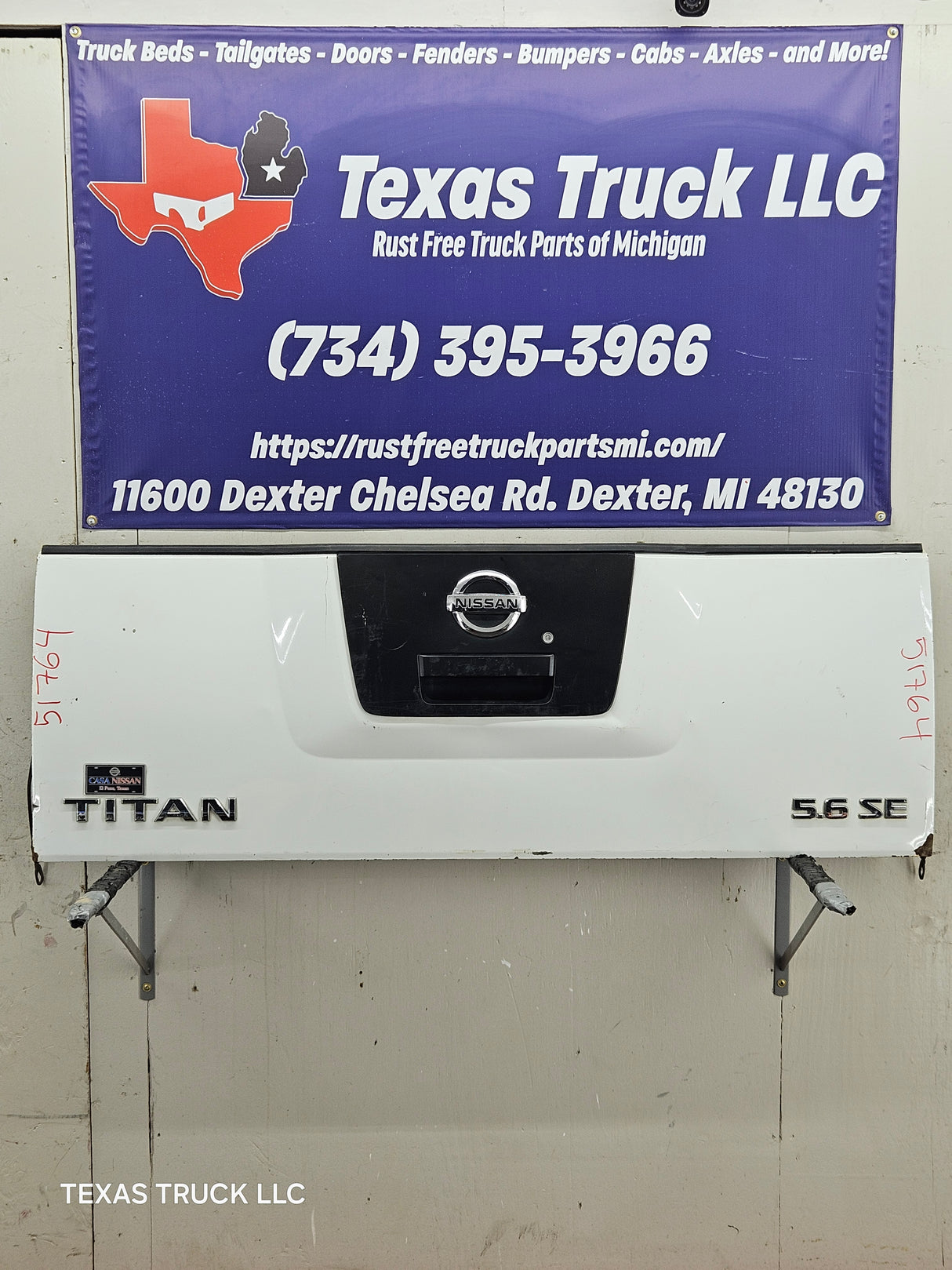 2004-2012 Nissan Titan Tailgate