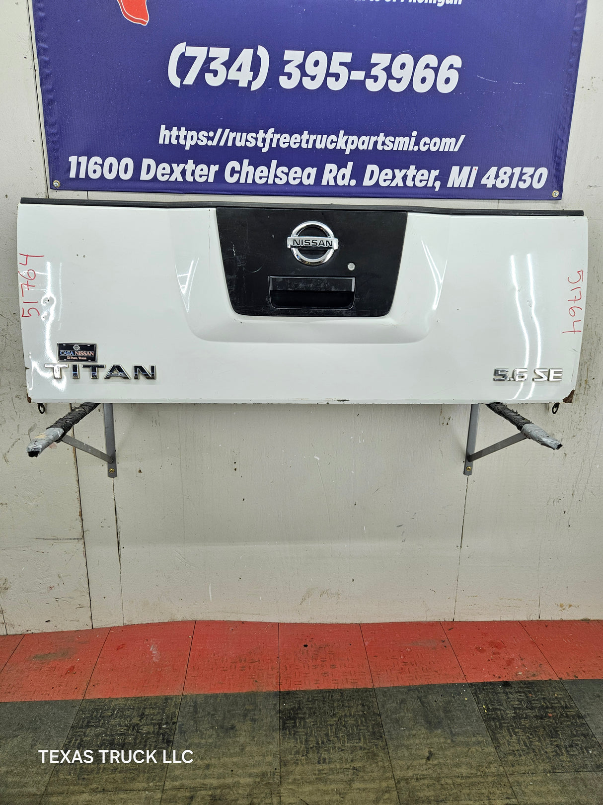 2004-2012 Nissan Titan Tailgate