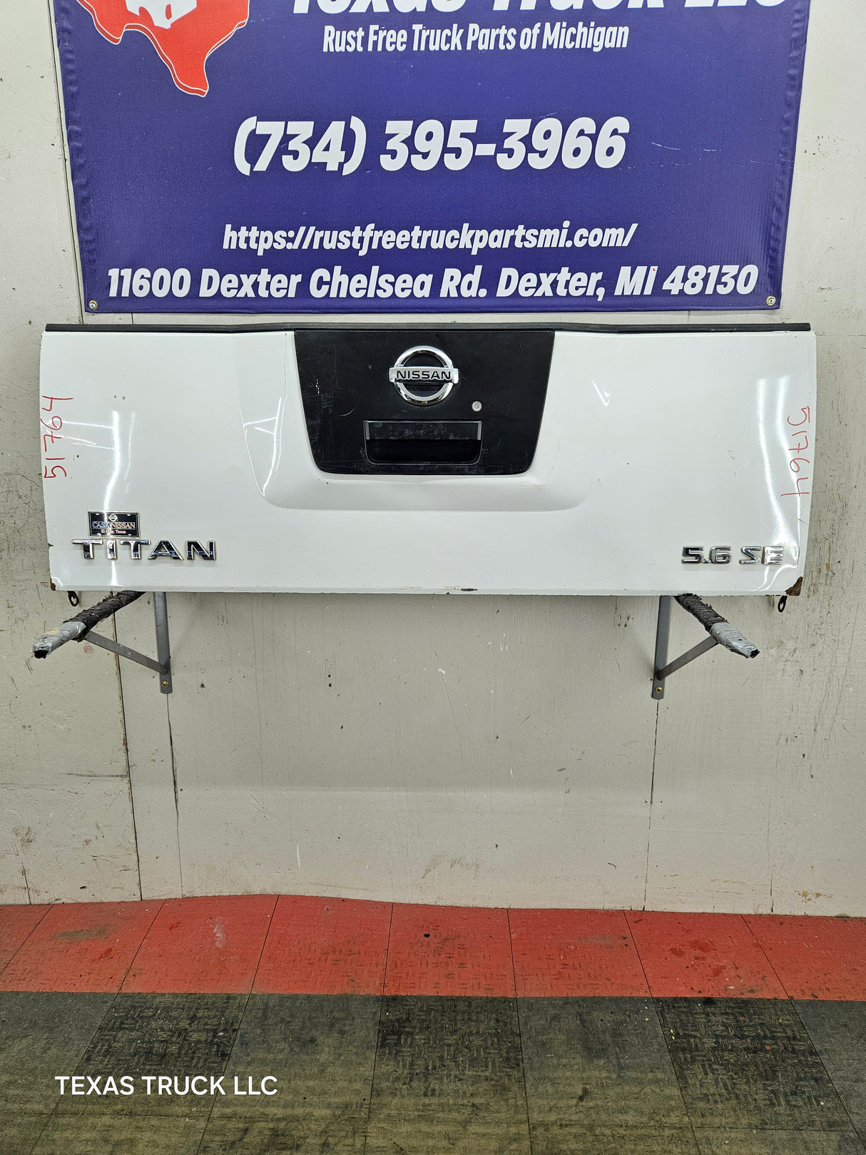 2004-2012 Nissan Titan Tailgate