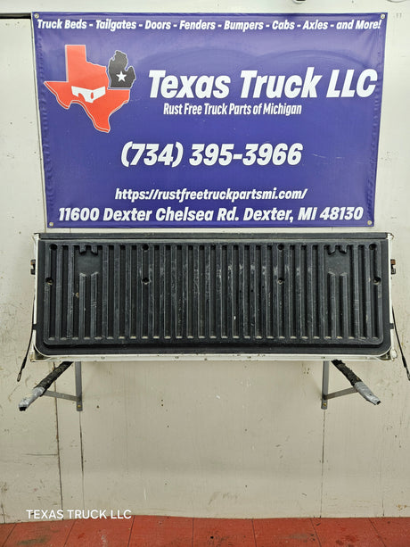 2004-2012 Nissan Titan Tailgate